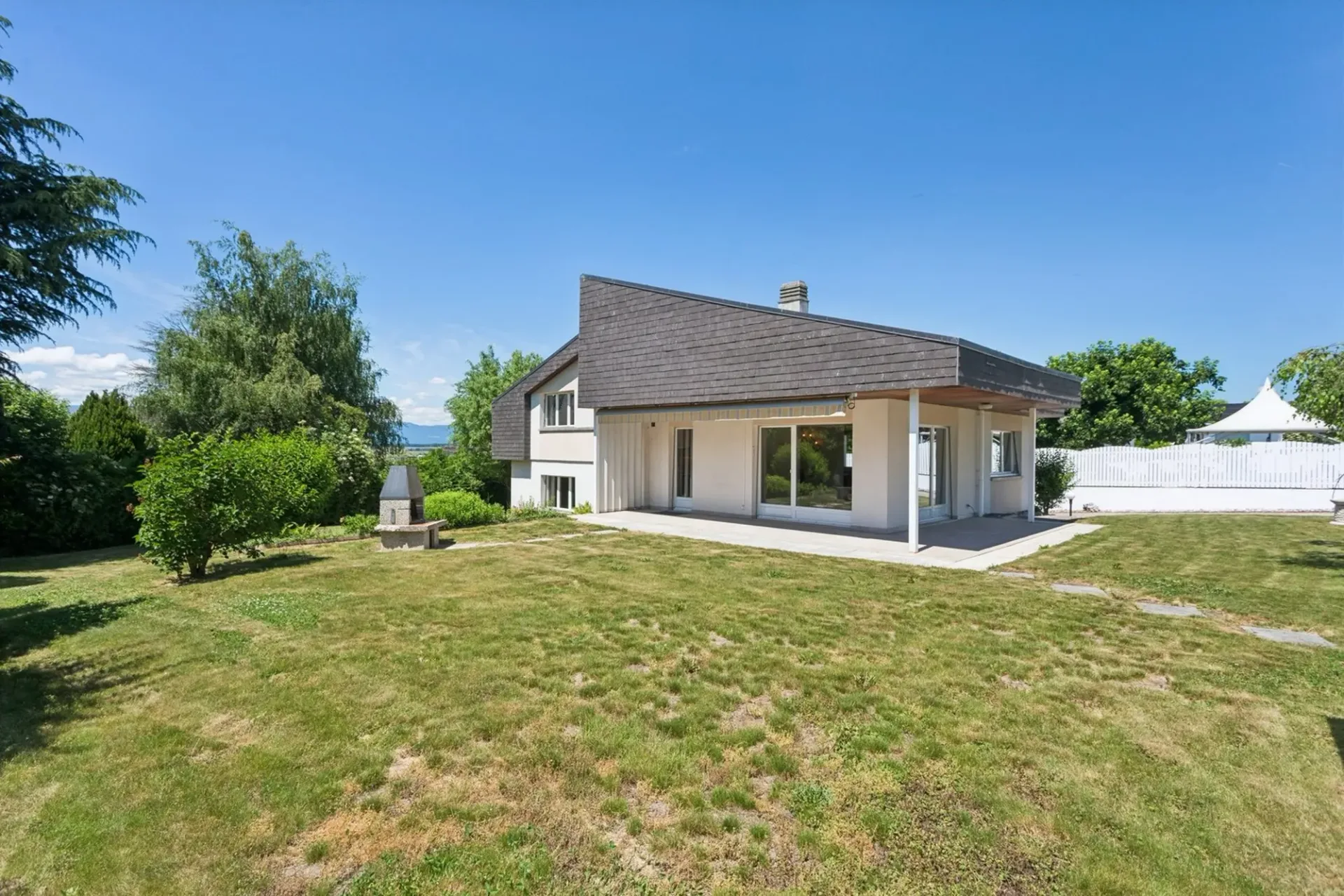 Erstellen Sie Ihr Traumhaus im Herzen von Payerne