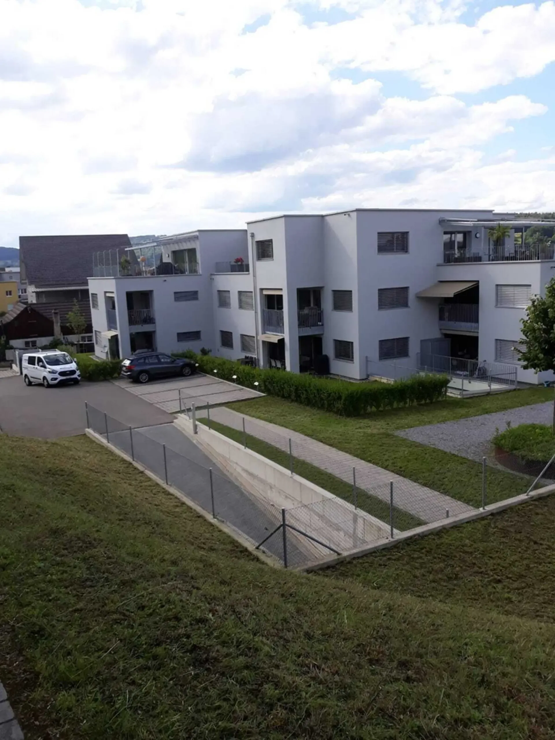 Moderne 3.5-Zimmer-Wohnung in Weiach