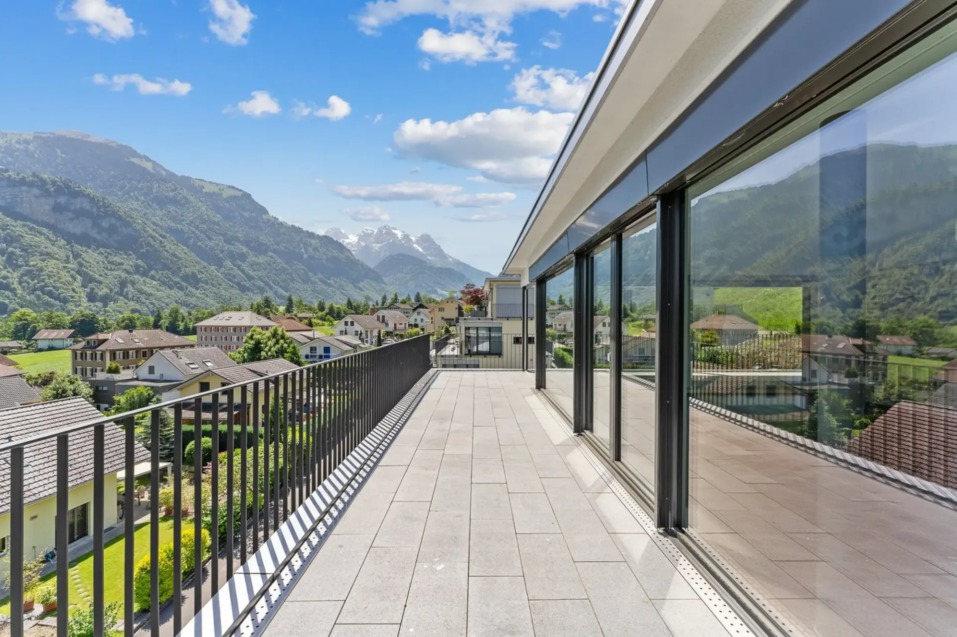 Attraktive 4.5-Zimmer-Dachwohnung mit Bergpanorama in Dallenwil