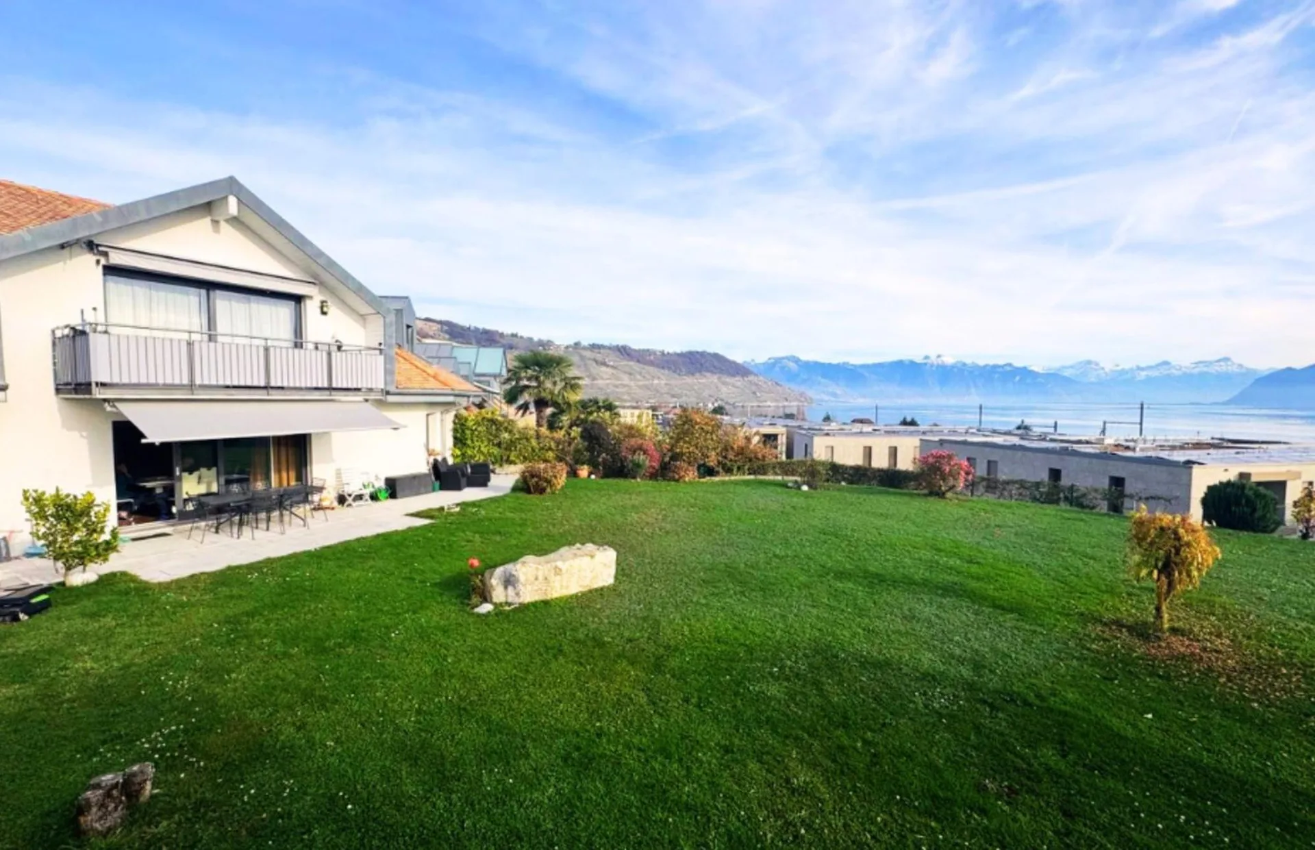 In esclusiva - Viager occupato senza rendita – Bella appartamento di 4 locali con giardino e vista sul lago