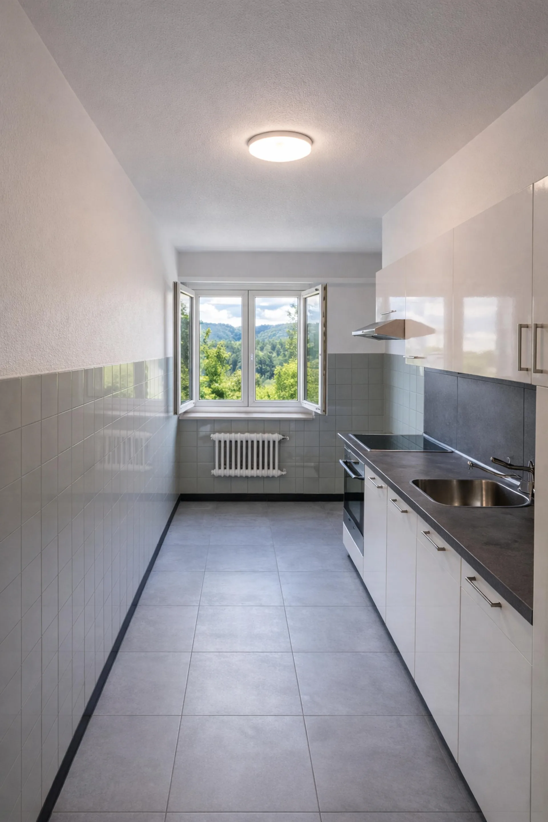 Appartamento 3.5 locali a La Chaux-de-Fonds – completamente ristrutturato e luminoso!