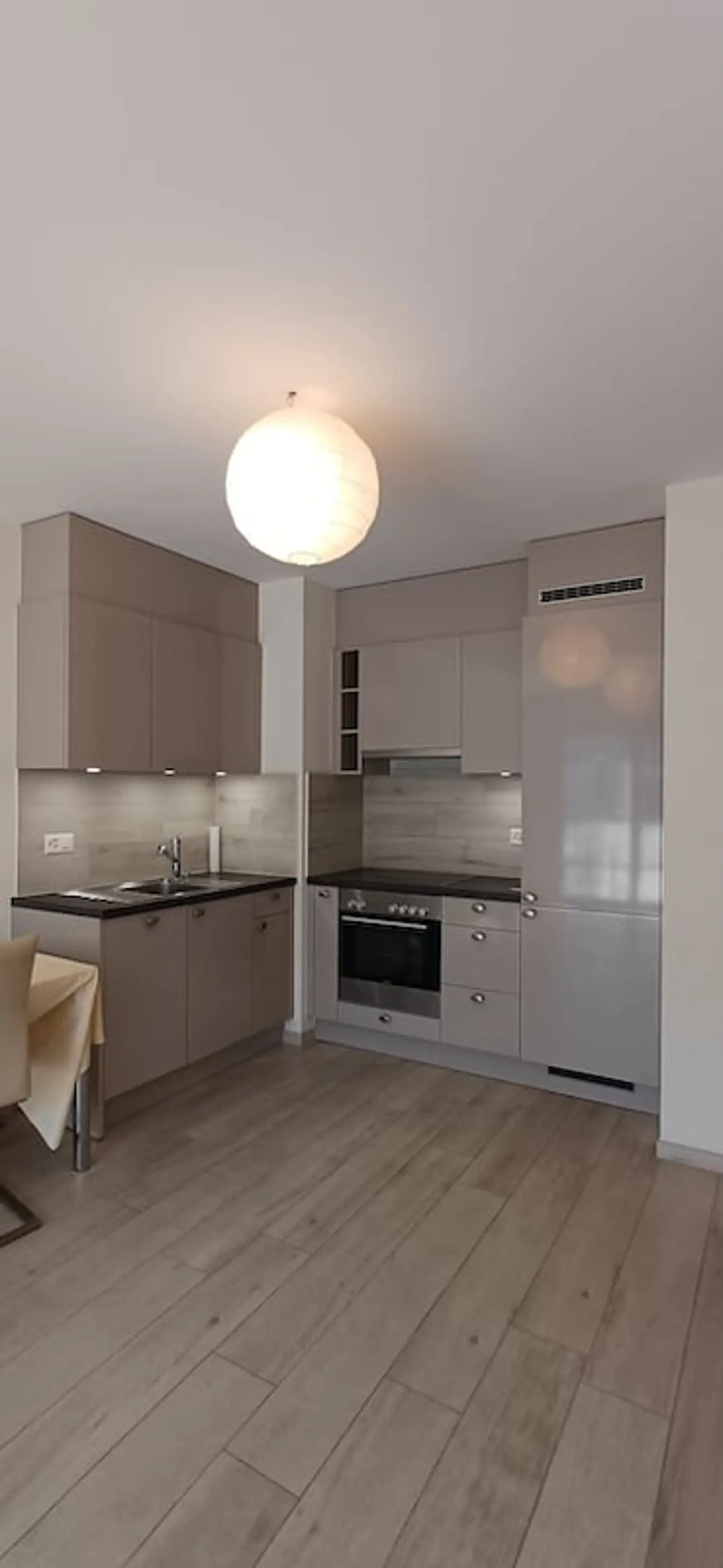 Charmantes 2,5-Zimmer-Wohnung in Vevey, sofort verfügbar