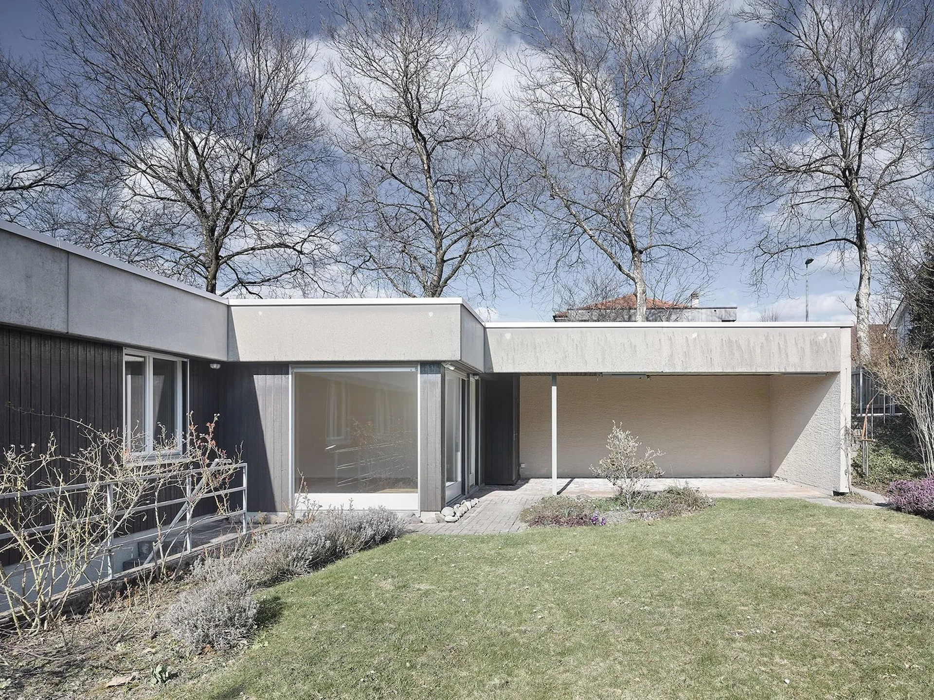 Charmantes 6.5-Zimmer-Reihenhaus mit Garten in Köniz
