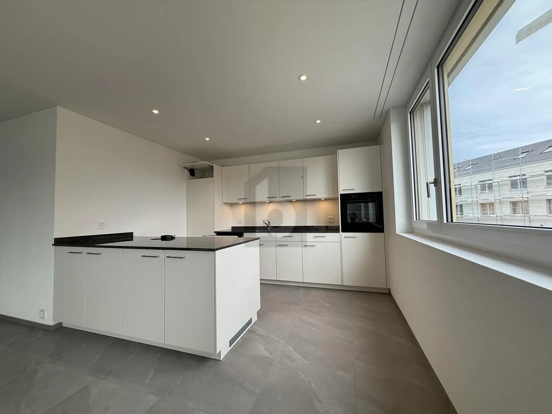 GROSSZÜGIG WOHNEN MIT BALKON & WEITBLICK