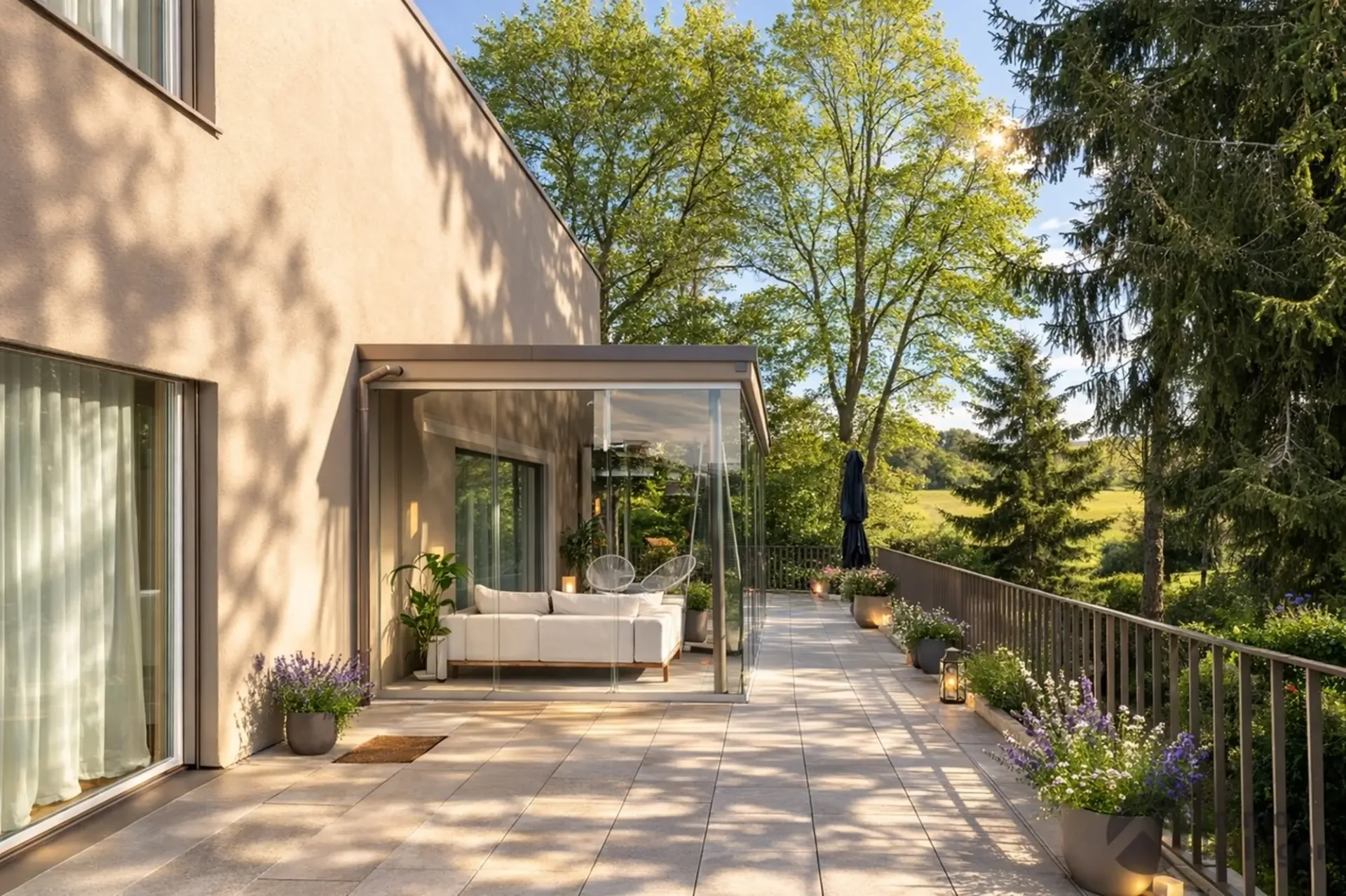 Einzigartiges Design, exklusiver Komfort und Ausblick in die Natur