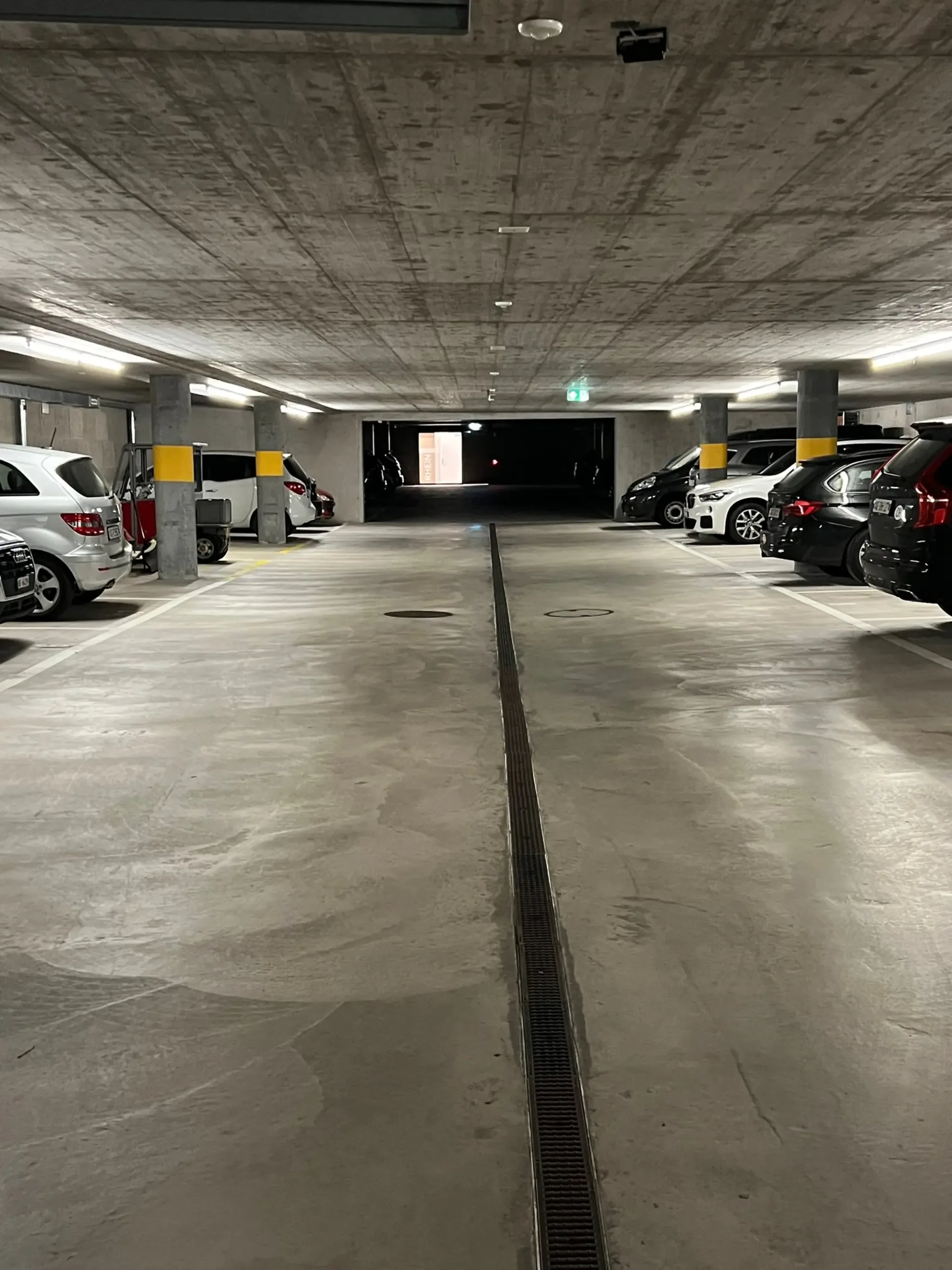 Garagenplatz in gepflegter Tiefgarage
