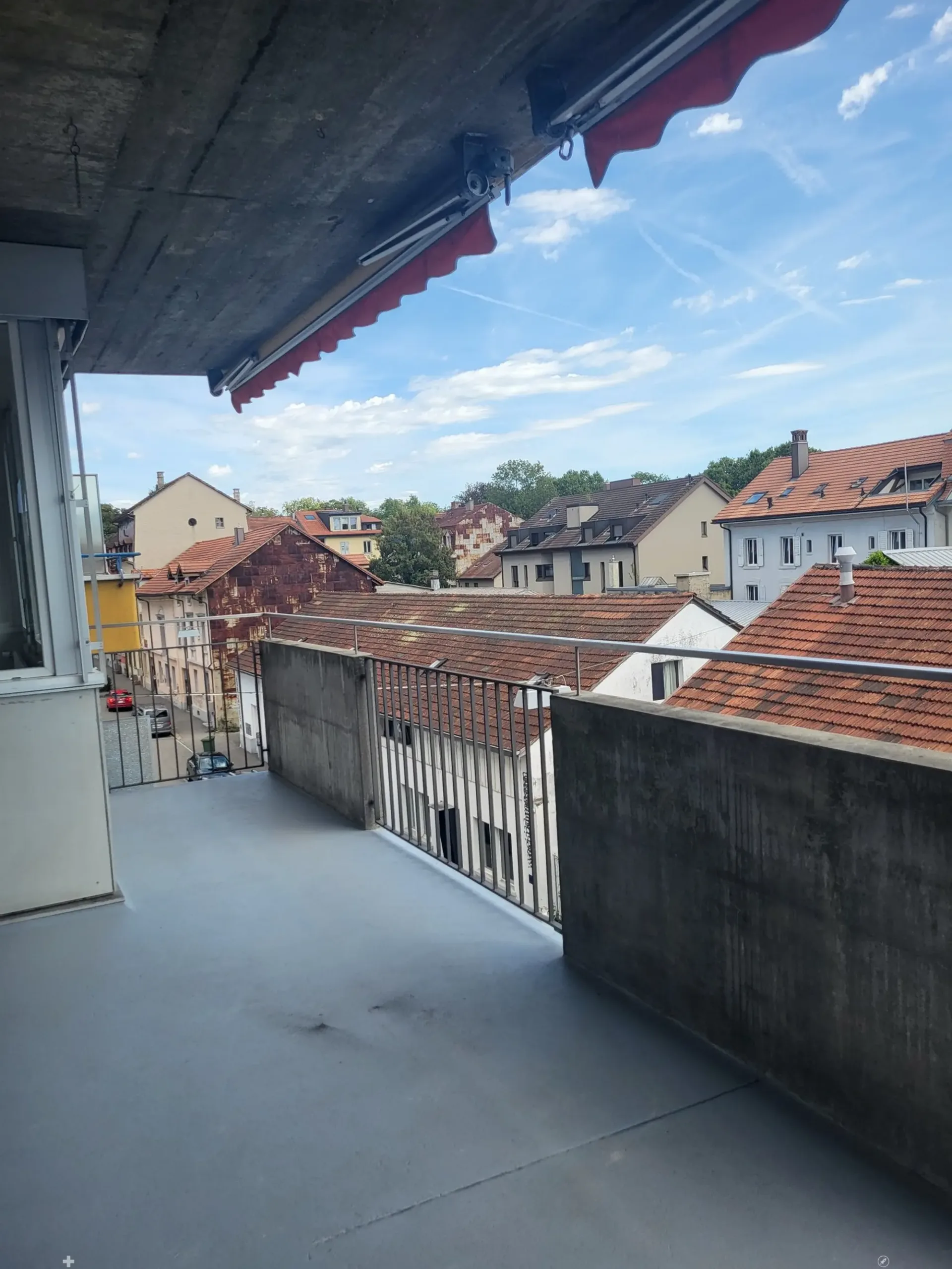 Außergewöhnliche 4.5-Zimmer-Wohnung mit diversen Balkone und Lift in Biel