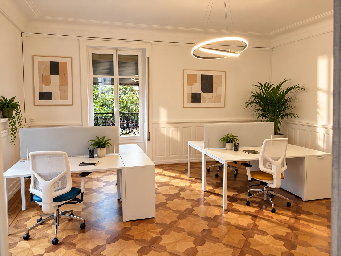 BÜRO MIT 4 ARBEITSPLÄTZEN