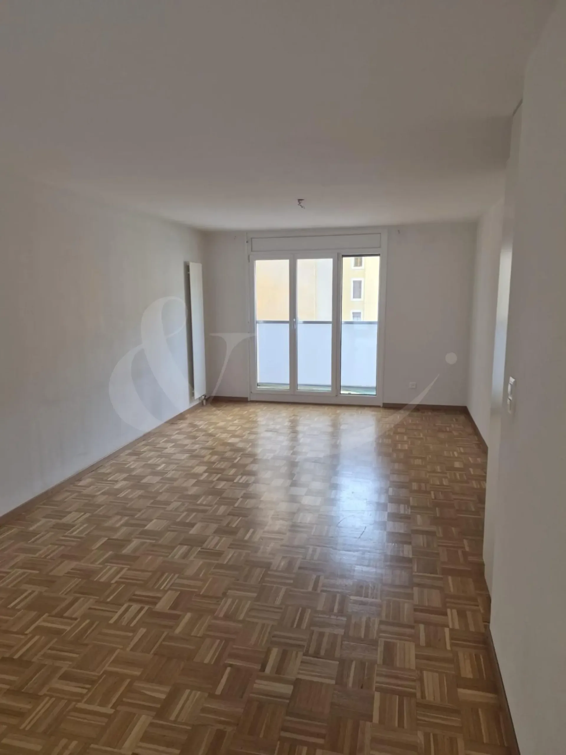Rue des Pavillons 3, 5-Room Apartment