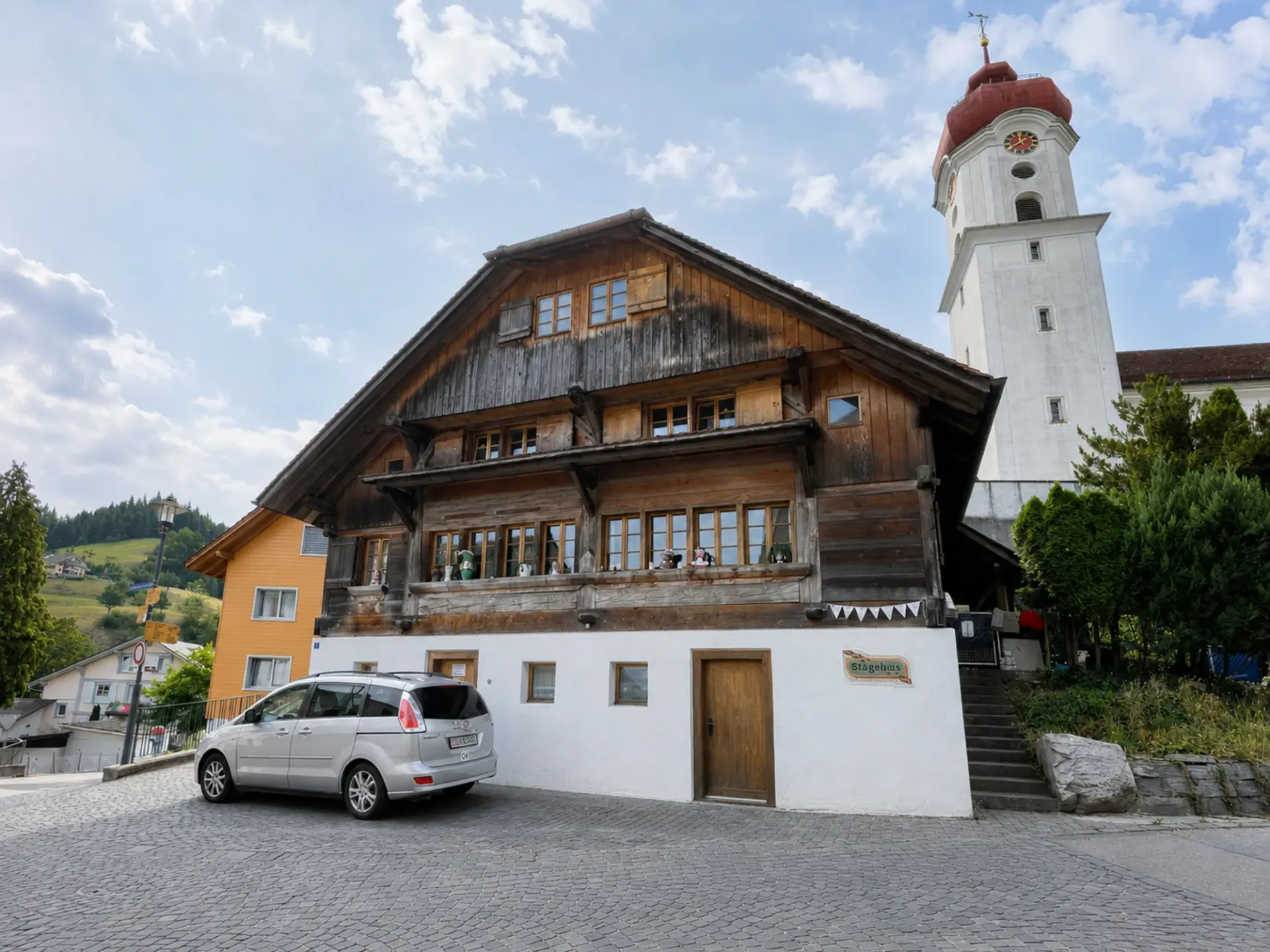 Charmantes 7.5-Zimmer-Chalet an idyllischer Dorflage in Luthern