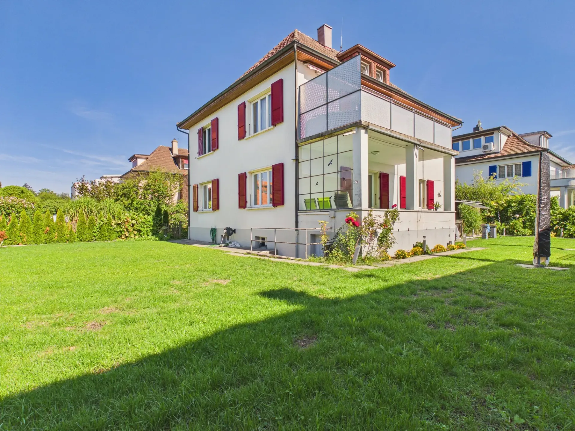 Helle 3.5-Zimmer-Gartenwohnung mit Terrasse