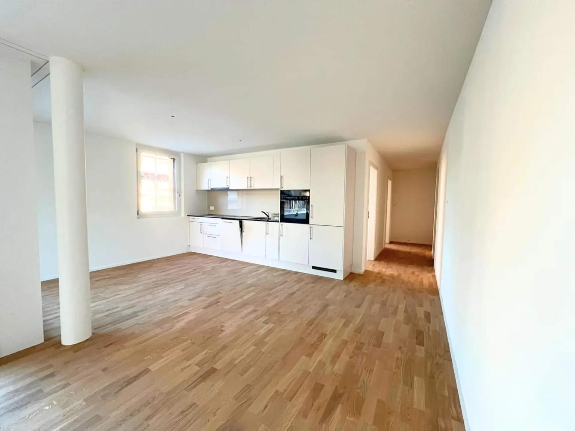 Modern wohnen und entspannen – Neubauwohnung mit sonniger Loggia