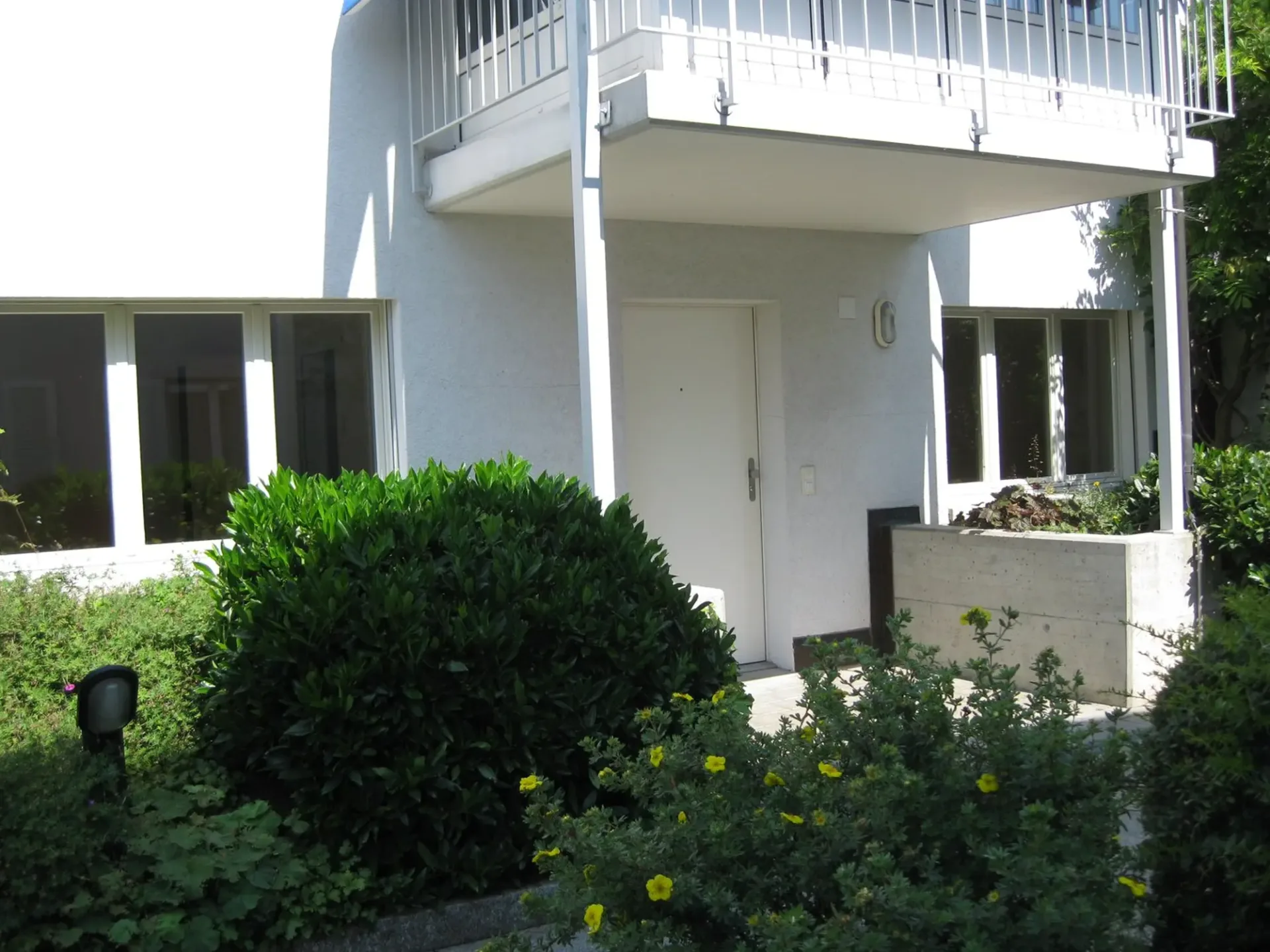 Charmante 2-Zimmer-Wohnung im Untergeschoss in Küsnacht am Zürichsee