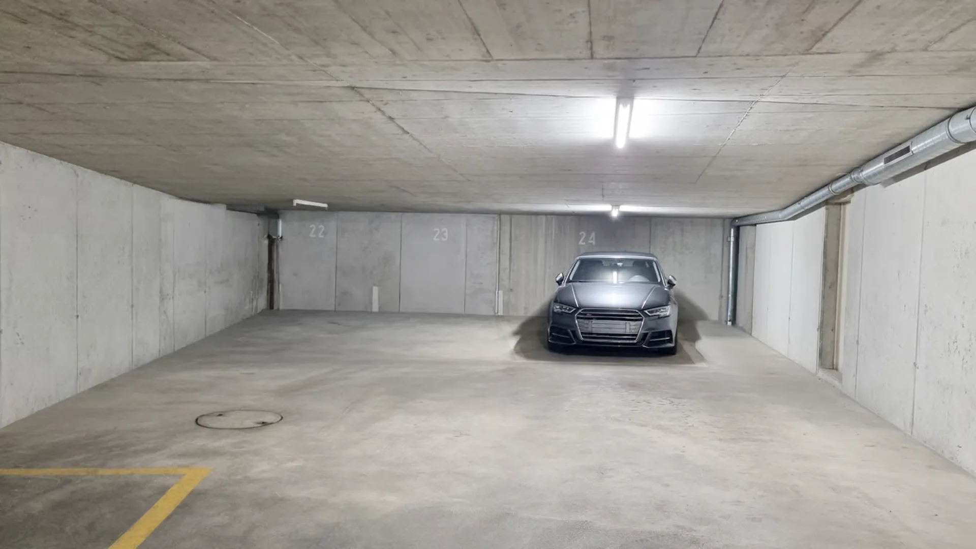 Verkauf von 3 EHP in Einstellhalle (in separatem Abteil)