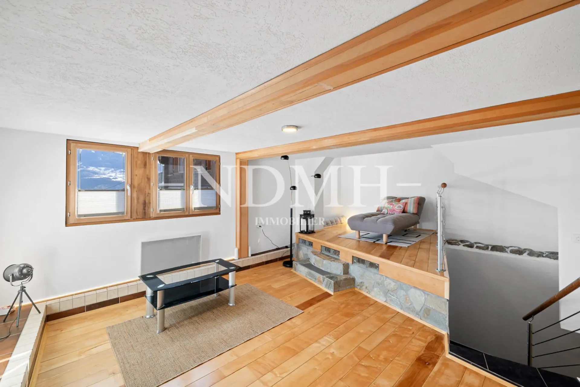 Wohnung mit 3 Zimmern und atypischem Charme