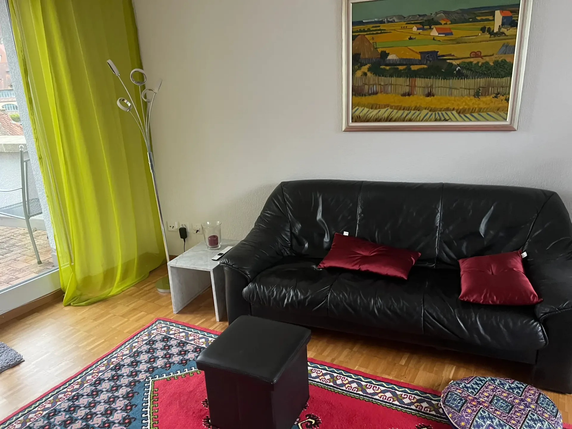 2½ ZIMMER-ATTIKAWOHNUNG IN BADEN (AG), MÖBLIERT, TEMPORÄR