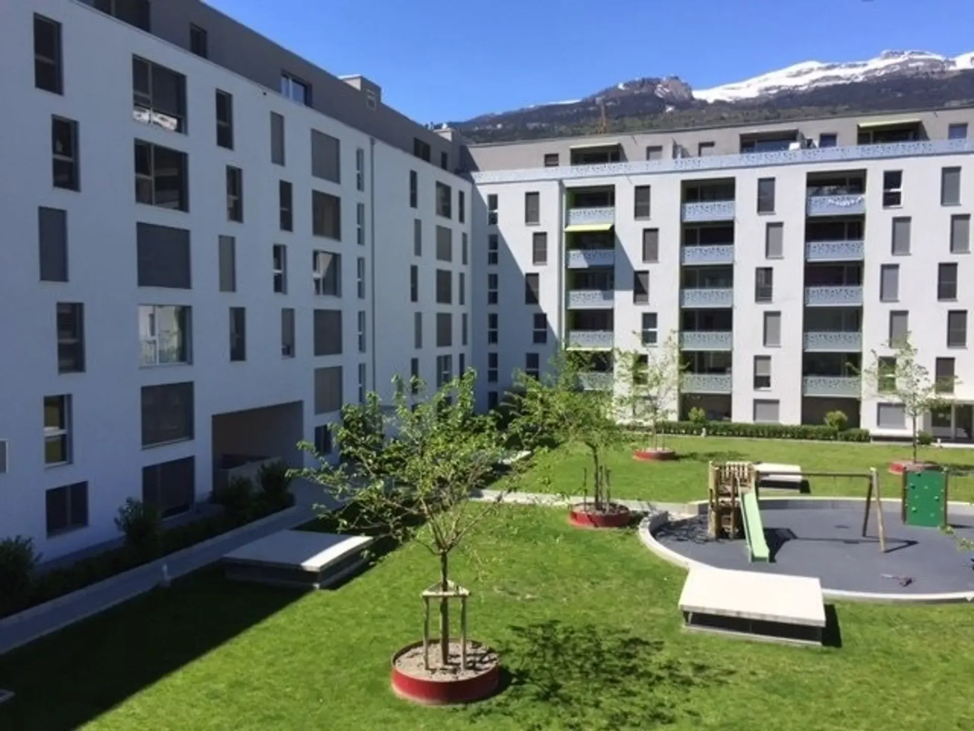 Einzigartige Gelegenheit! Wunderschöne Wohnung in einem grünen Viertel!