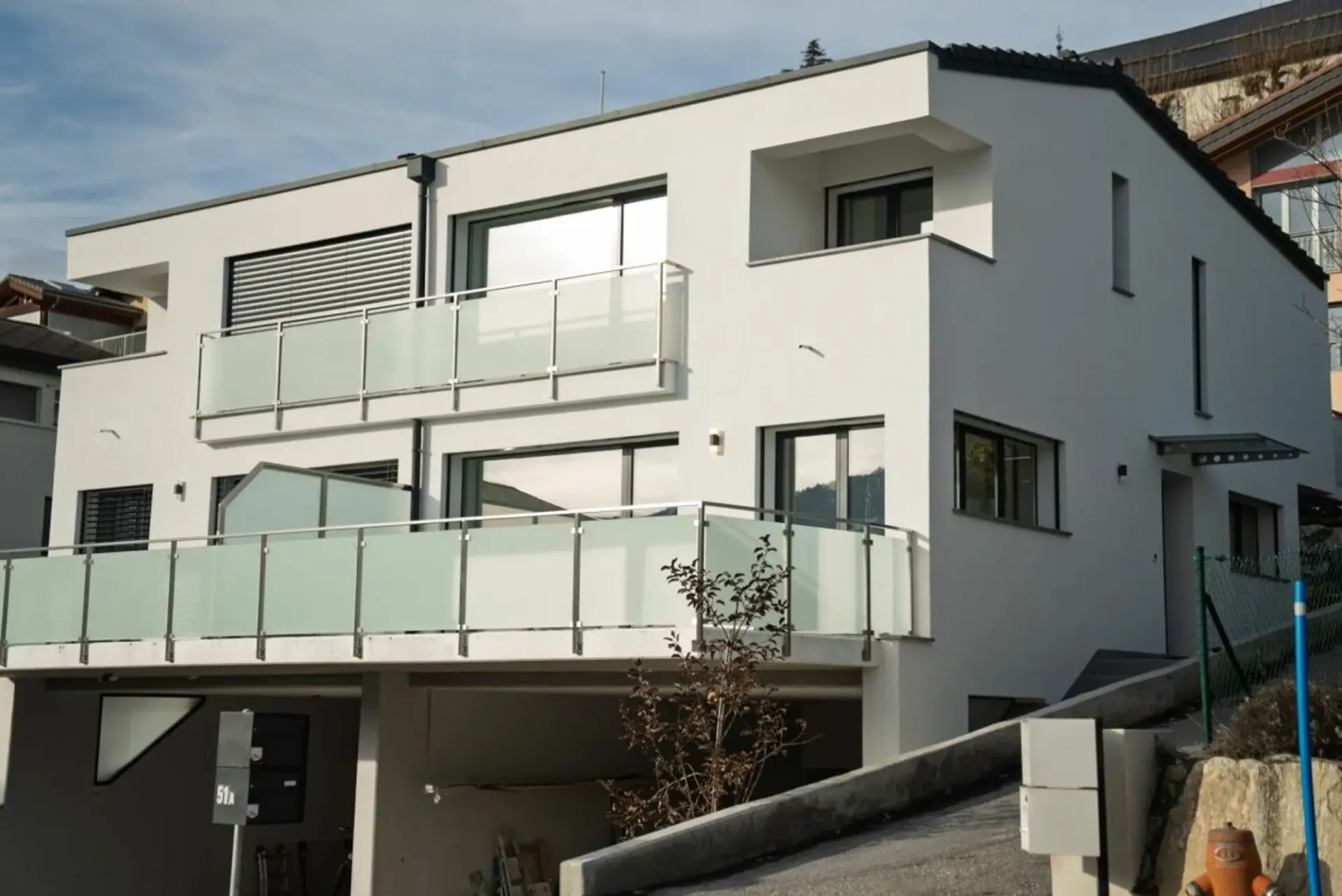 Magnifique villa contemporaine und mitoyenne !