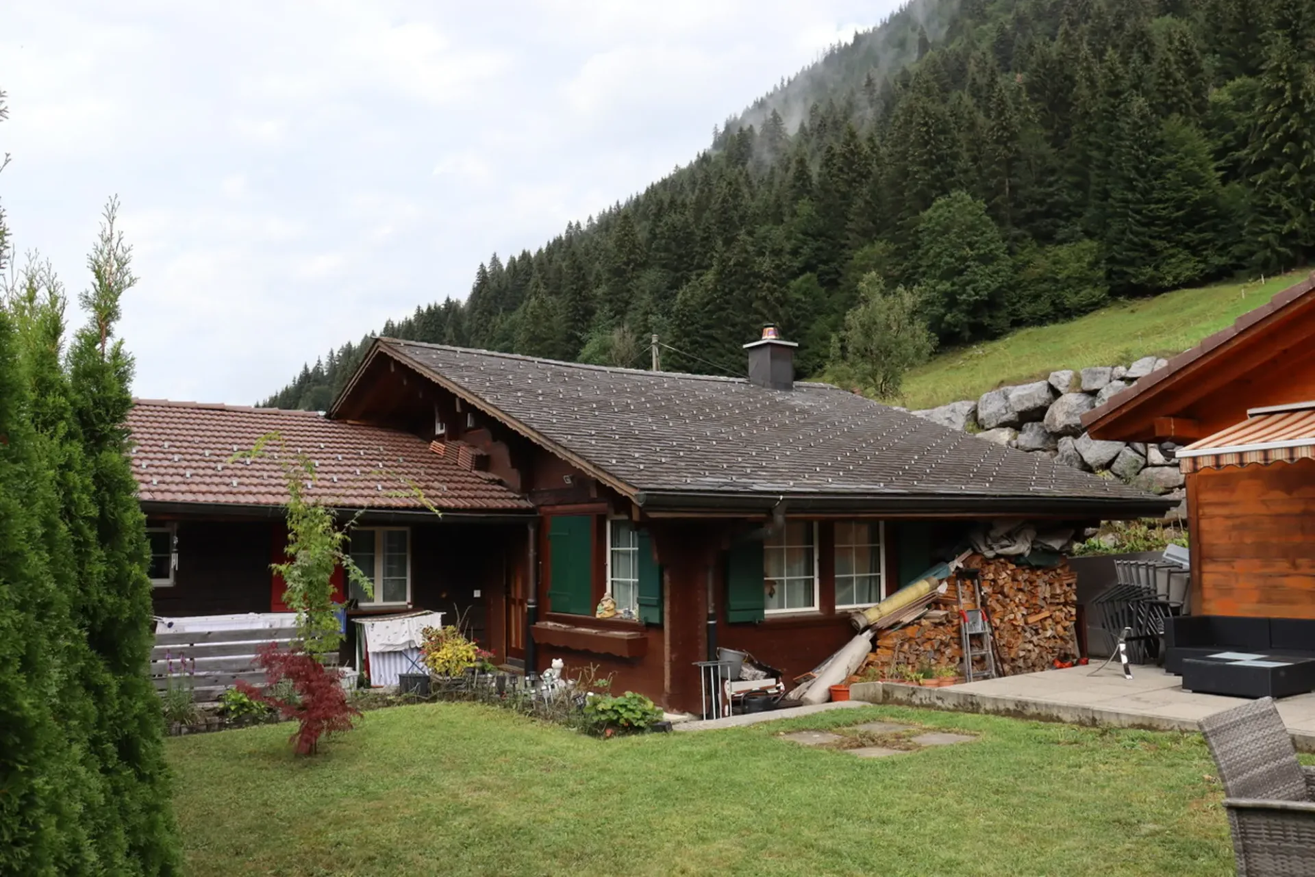 Kernrenoviertes 4.5-Zimmer-Haus mit Galerie in Saxeten!