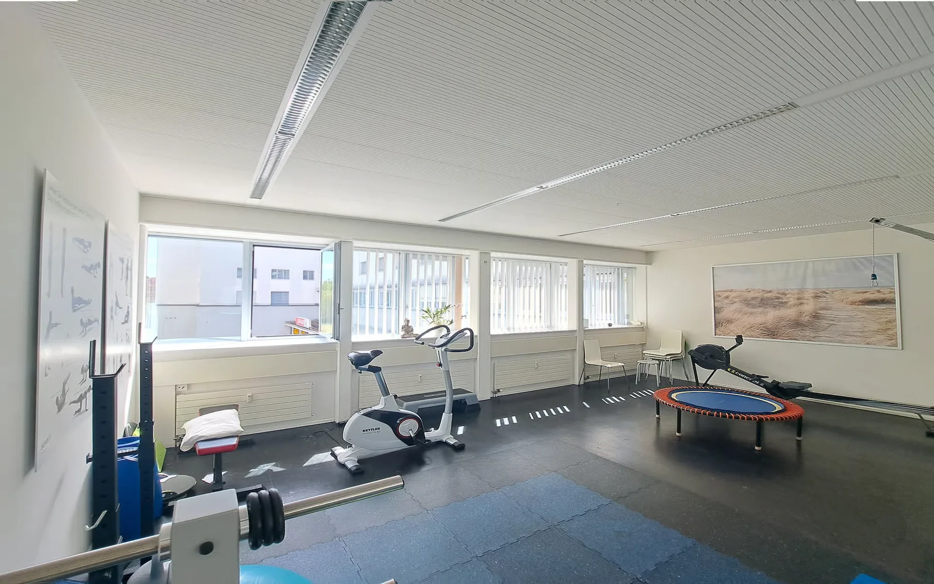 35qm Heller freundlicher Praxisraum - Nähe Kantonsspital Baden
