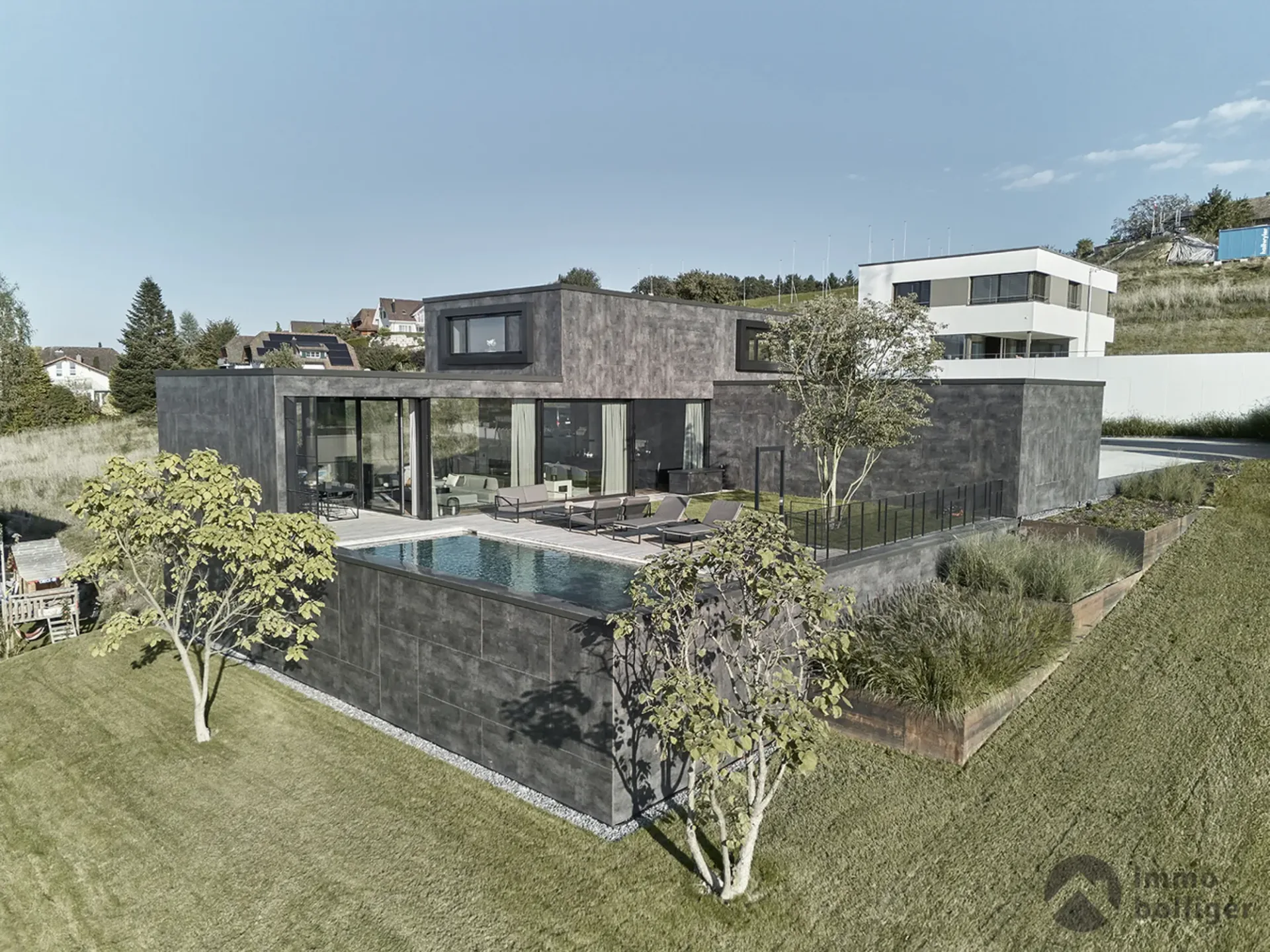 Architektonische Eleganz trifft auf luxuriöses Wohnen