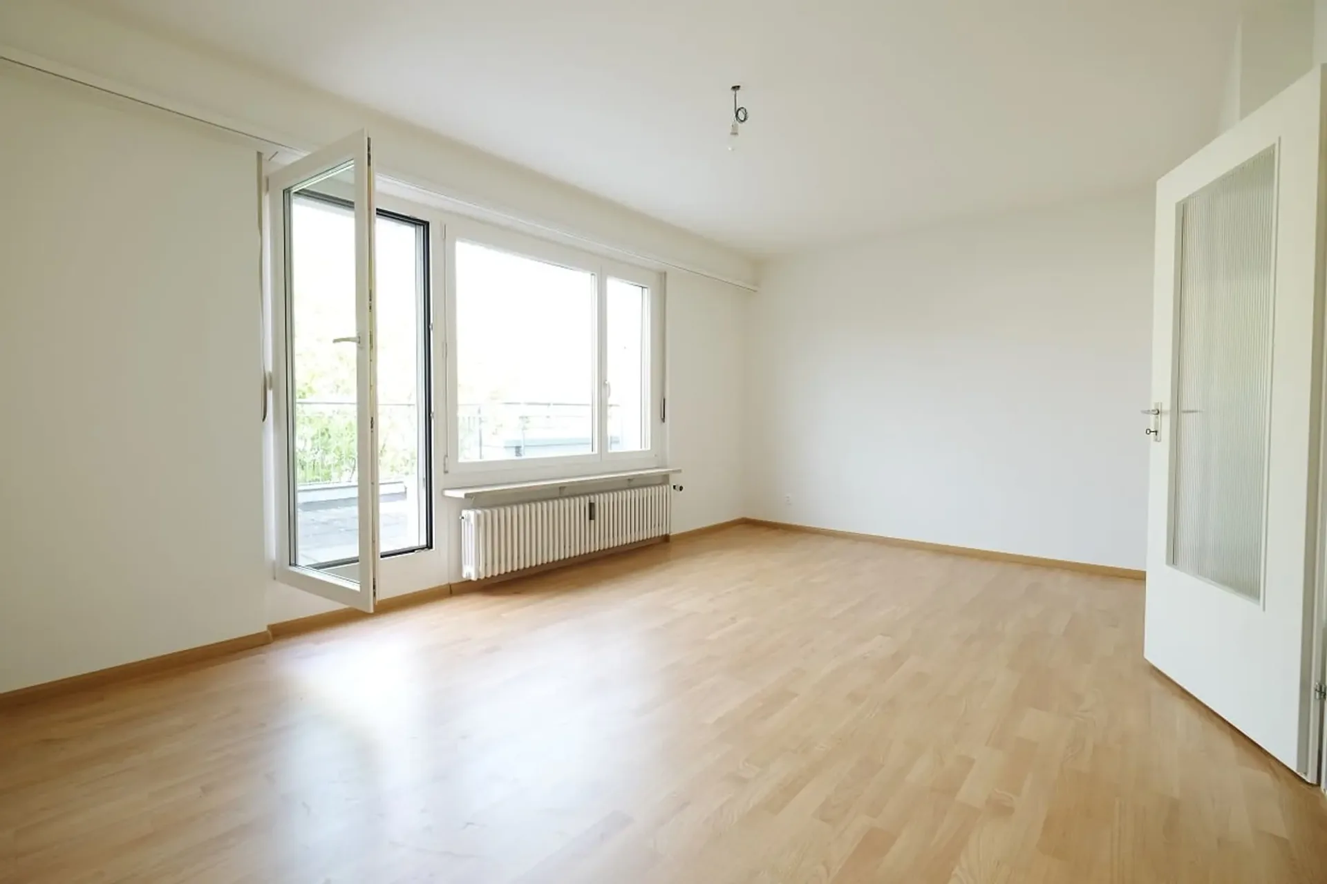 Modern 1-room attic apartment with huge roof balcony