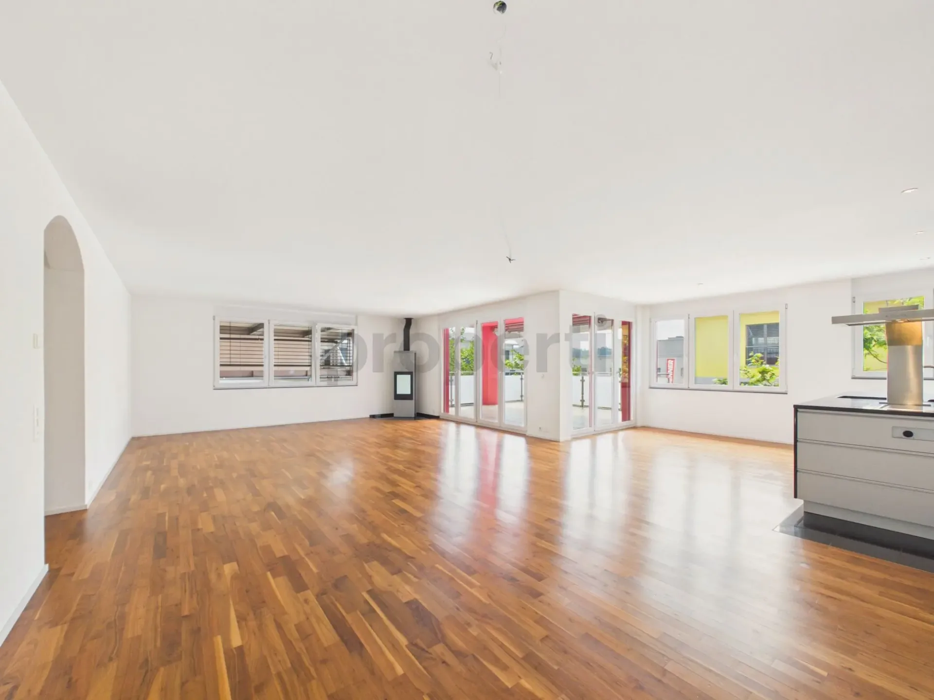 Grosszügige 5.5-Zimmer-Wohnung mit Balkon, Wilen b. Wil