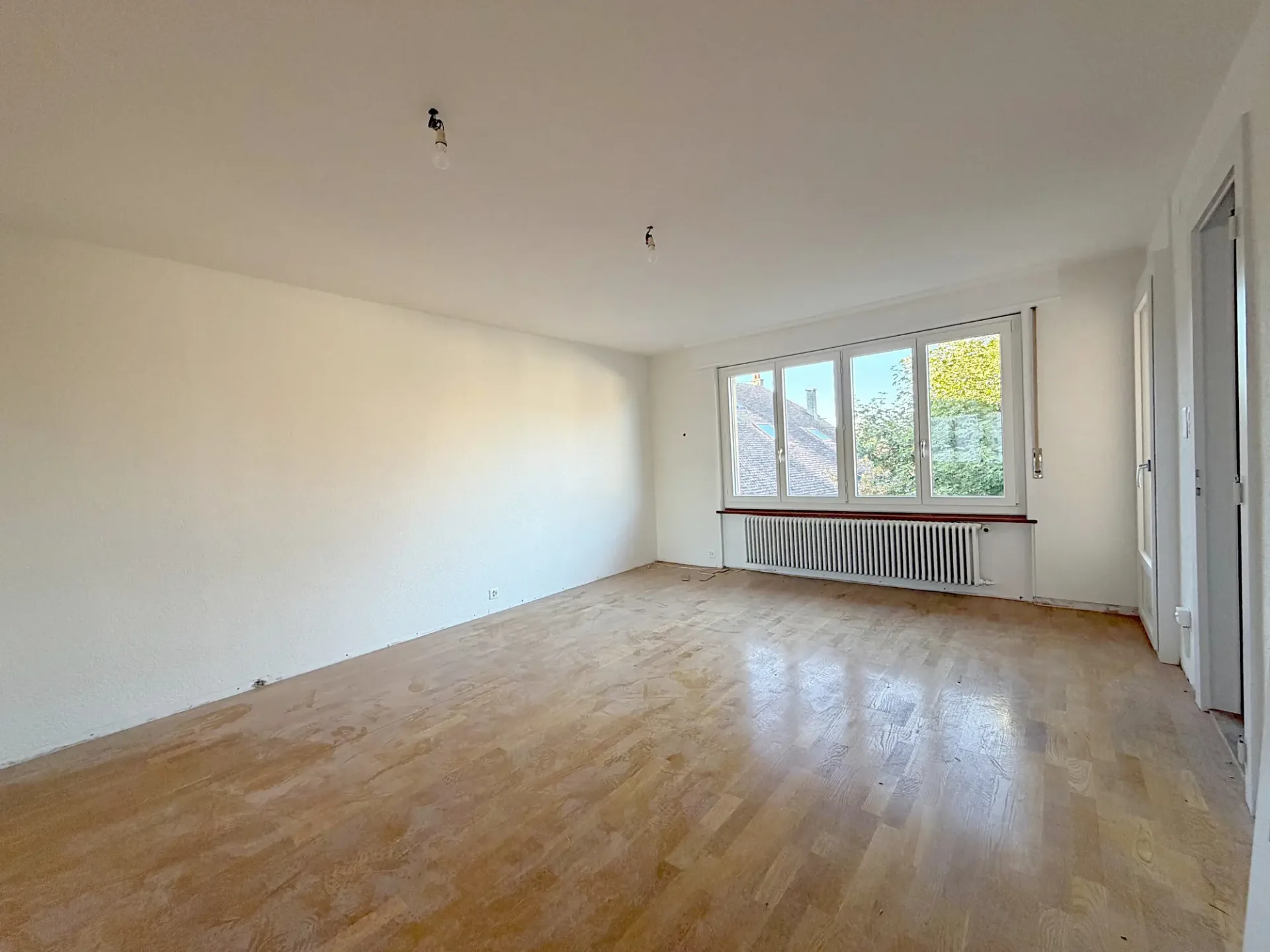 Schönes 5.5-Zimmer-Apartment in Pomy