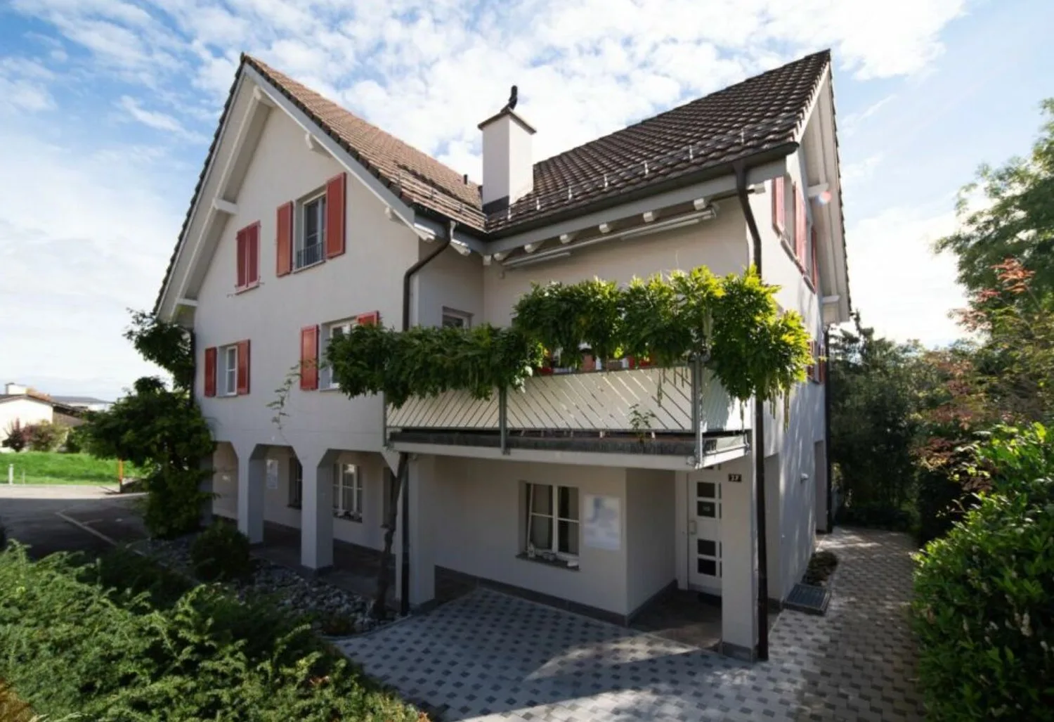100m² espace commercial, cabinet ou bureau Fruthwilen