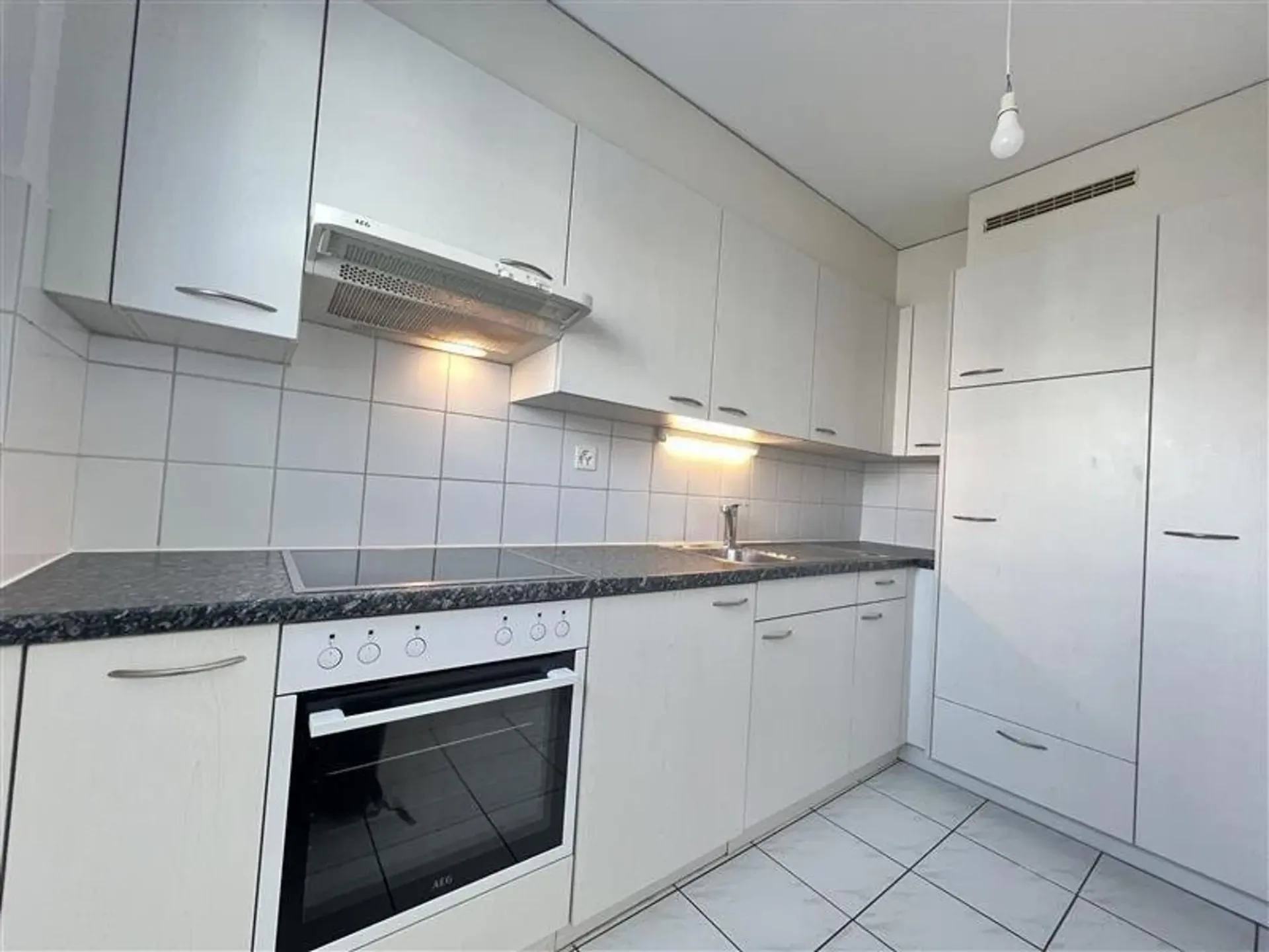 Schönes 3.5-Zimmer-Wohnung im Beaumont-Viertel!
