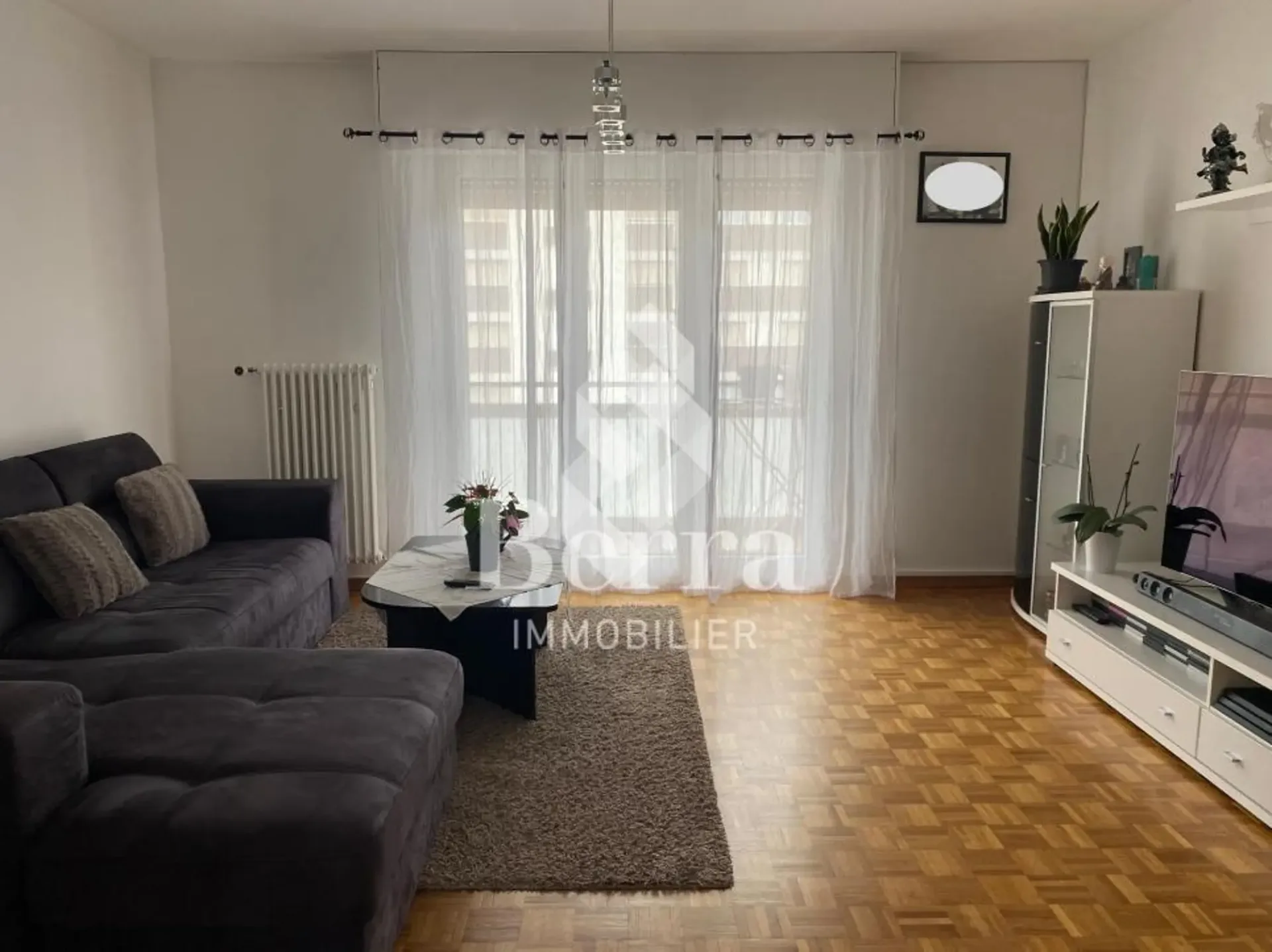 Saxon - Geräumige 3.5-Zimmer-Wohnung von 90 m², derzeit vermietet