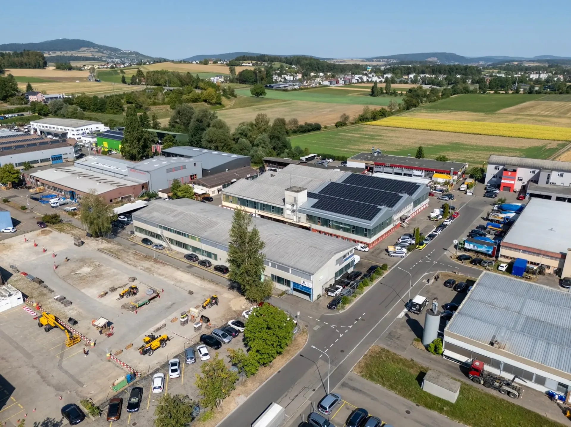 Località commerciale e logistica vicino all'aeroporto di Zurigo