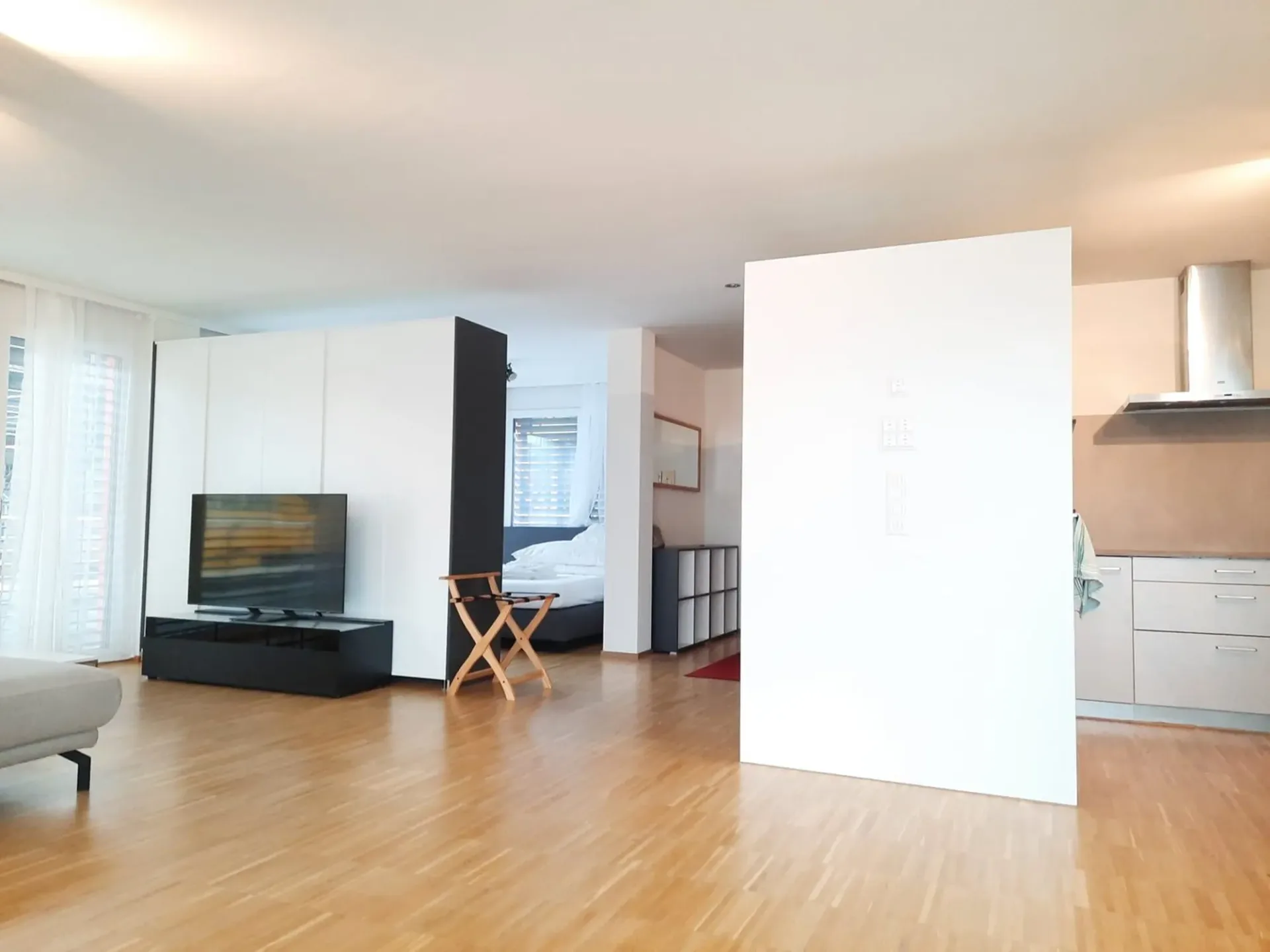 Modernes Atelier als Monatszimmer zu vermieten