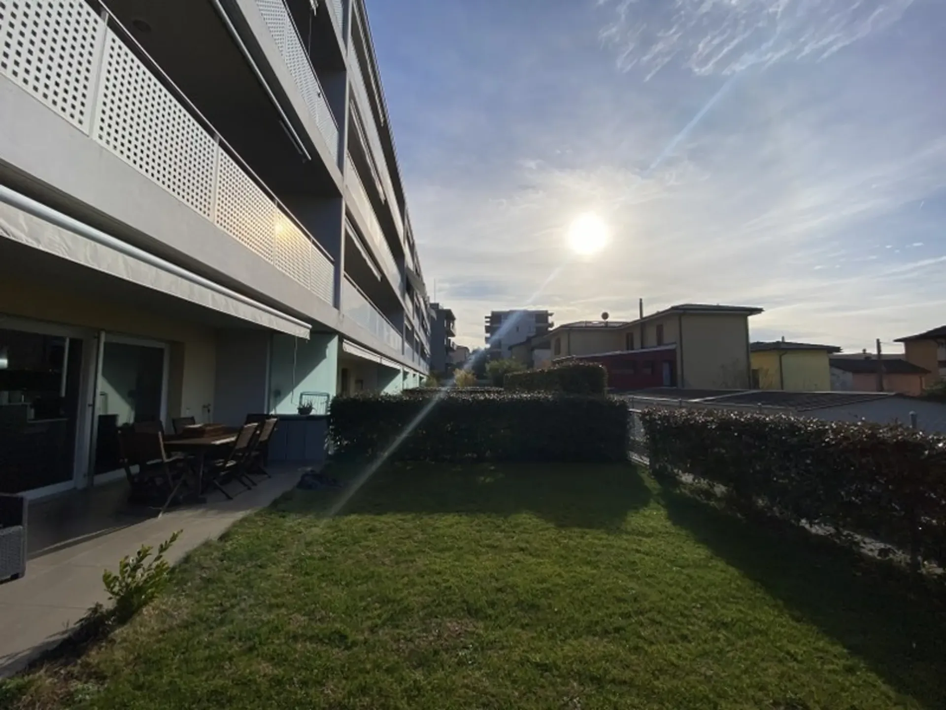 APPARTAMENTO 5.5 LOCALI CON GIARDINO - IDEALE PER LA TUA FAMIGLIA