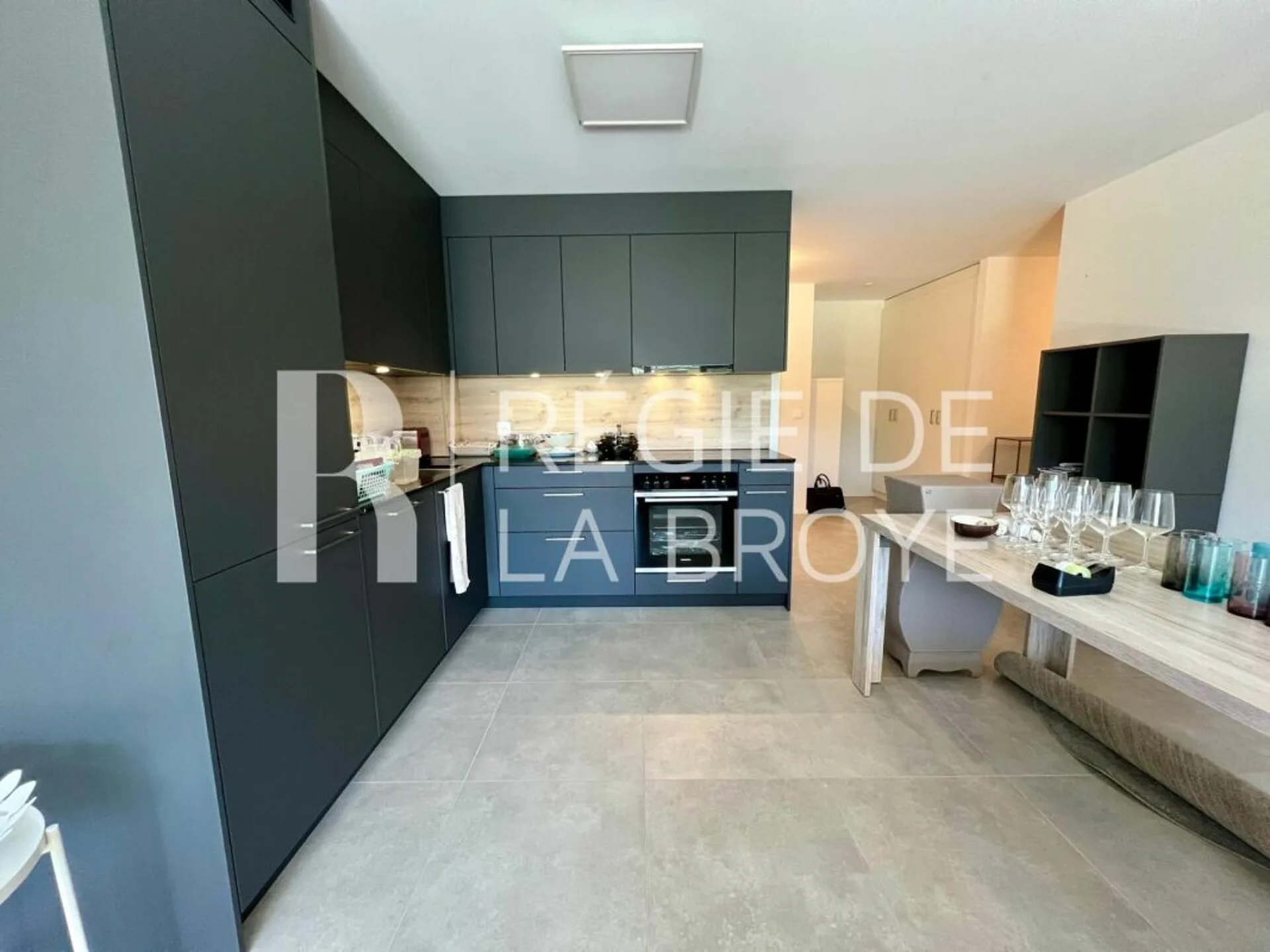Wohnung mit 3.5 Zimmern in Dompierre FR
