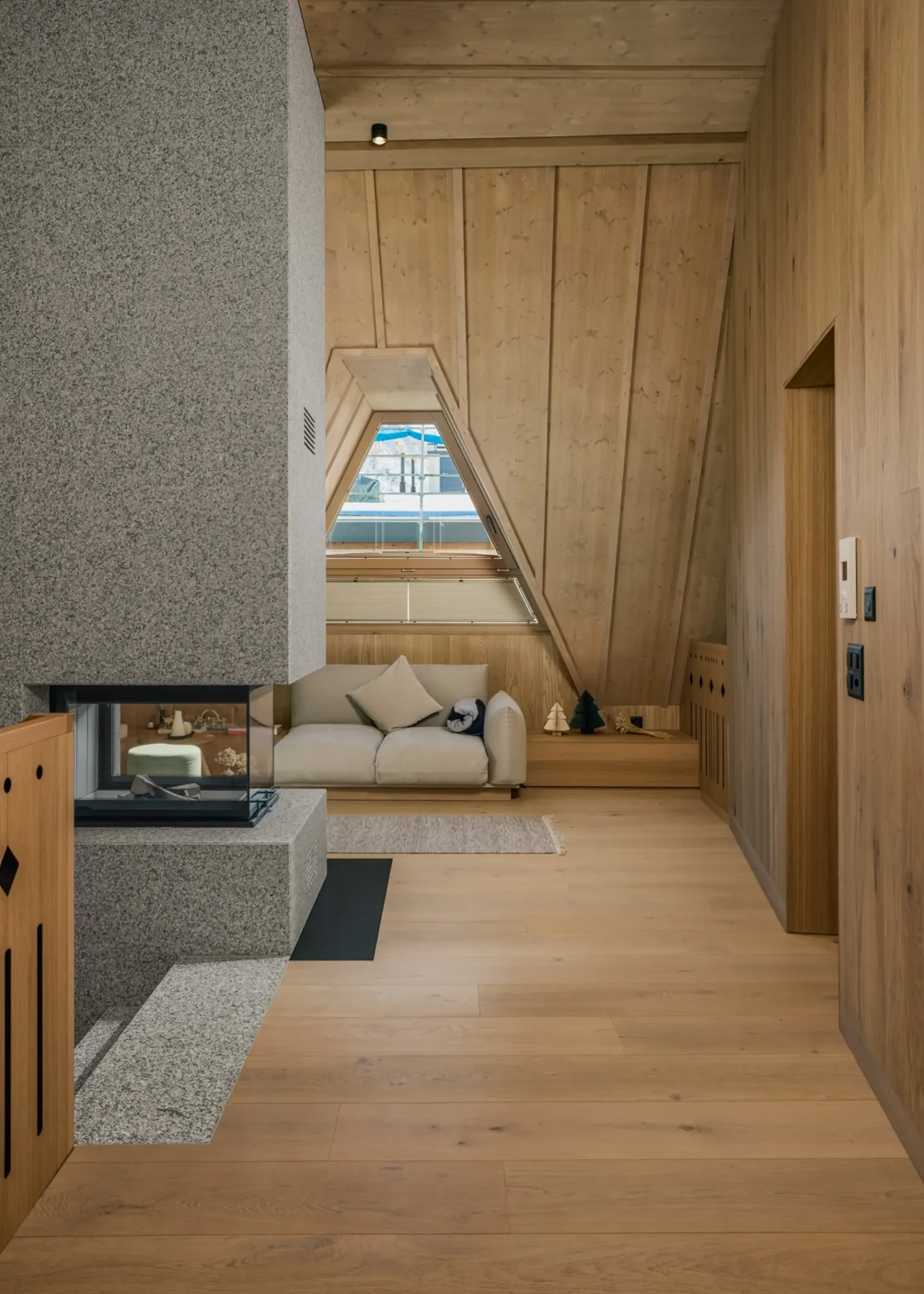 Penthouse with Southern Light and Private Wellness