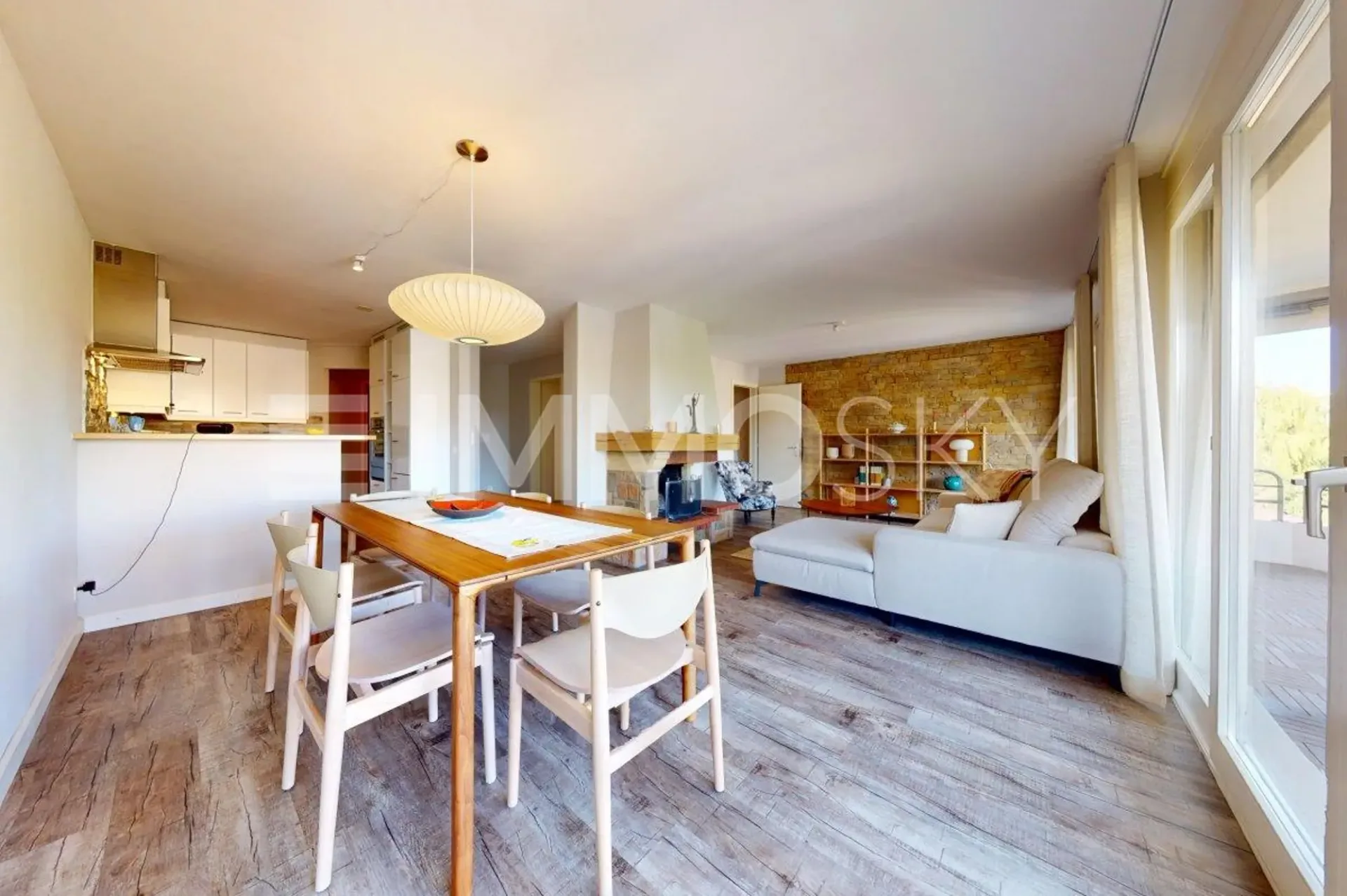 RESERVIERT - Superbe Apartment renoviert