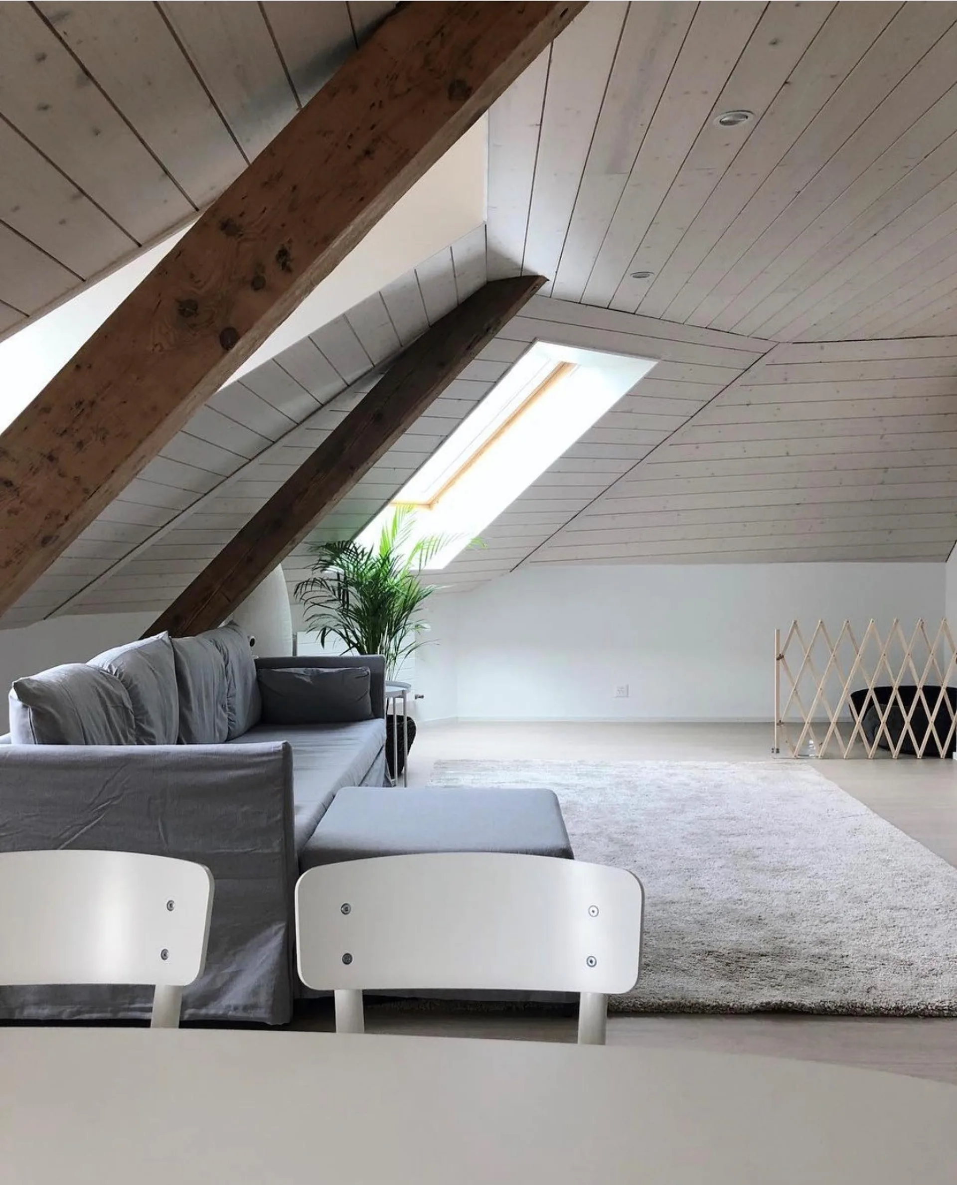 Affascinante duplex luminoso di 4 locali con soppalco a Neuchâtel