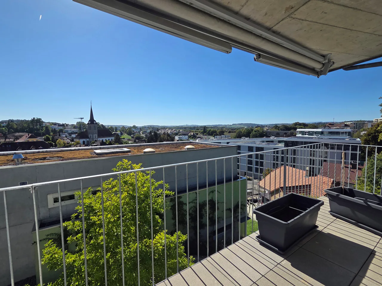 Magnifique appartement 4.5 p. 134 m2, au calme, terrasse et vue !