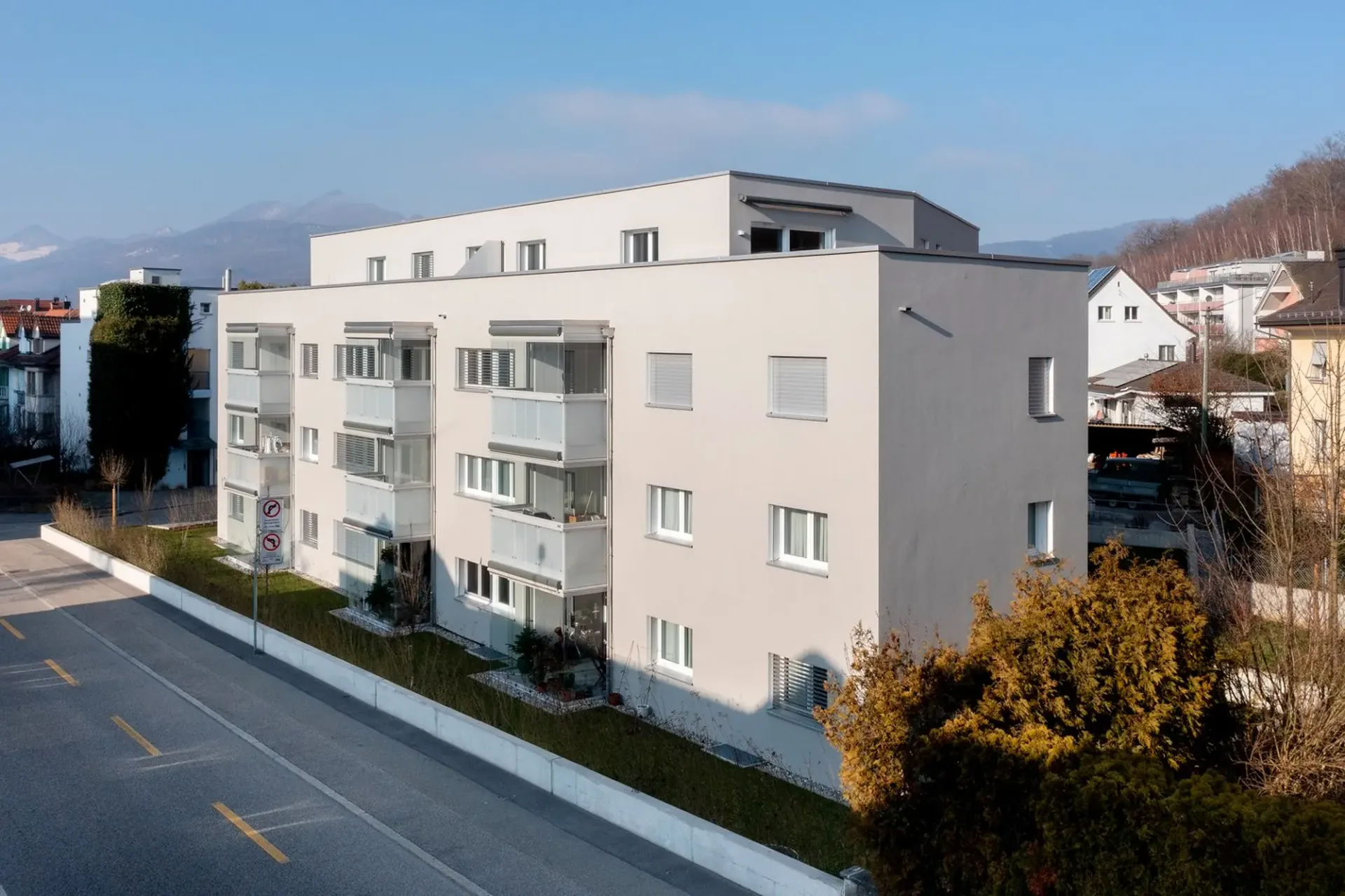 Moderne 3.5-Zimmer-Wohnung im Erdgeschoss