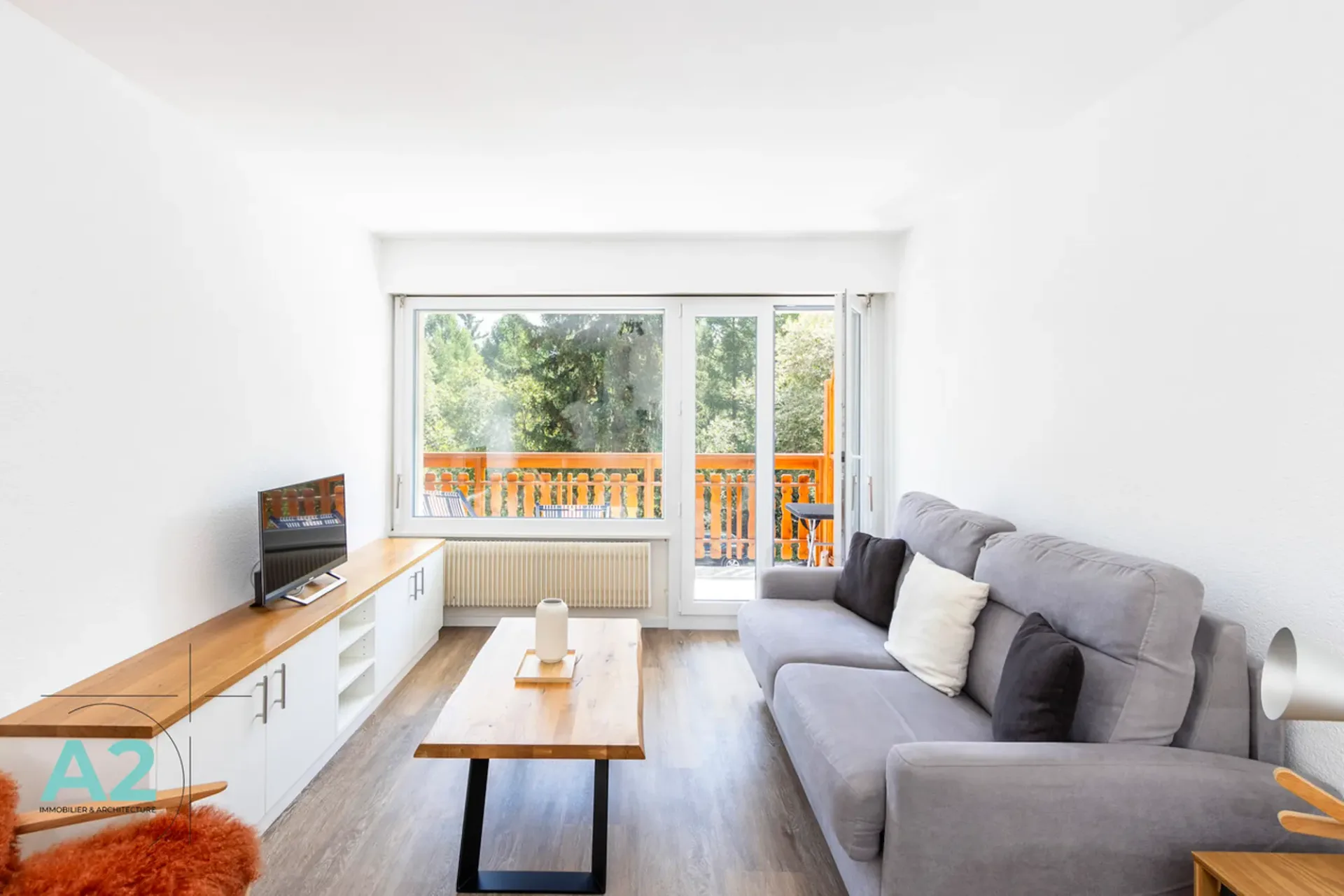 Studio renoviert, zur Jahresmiete verfügbar