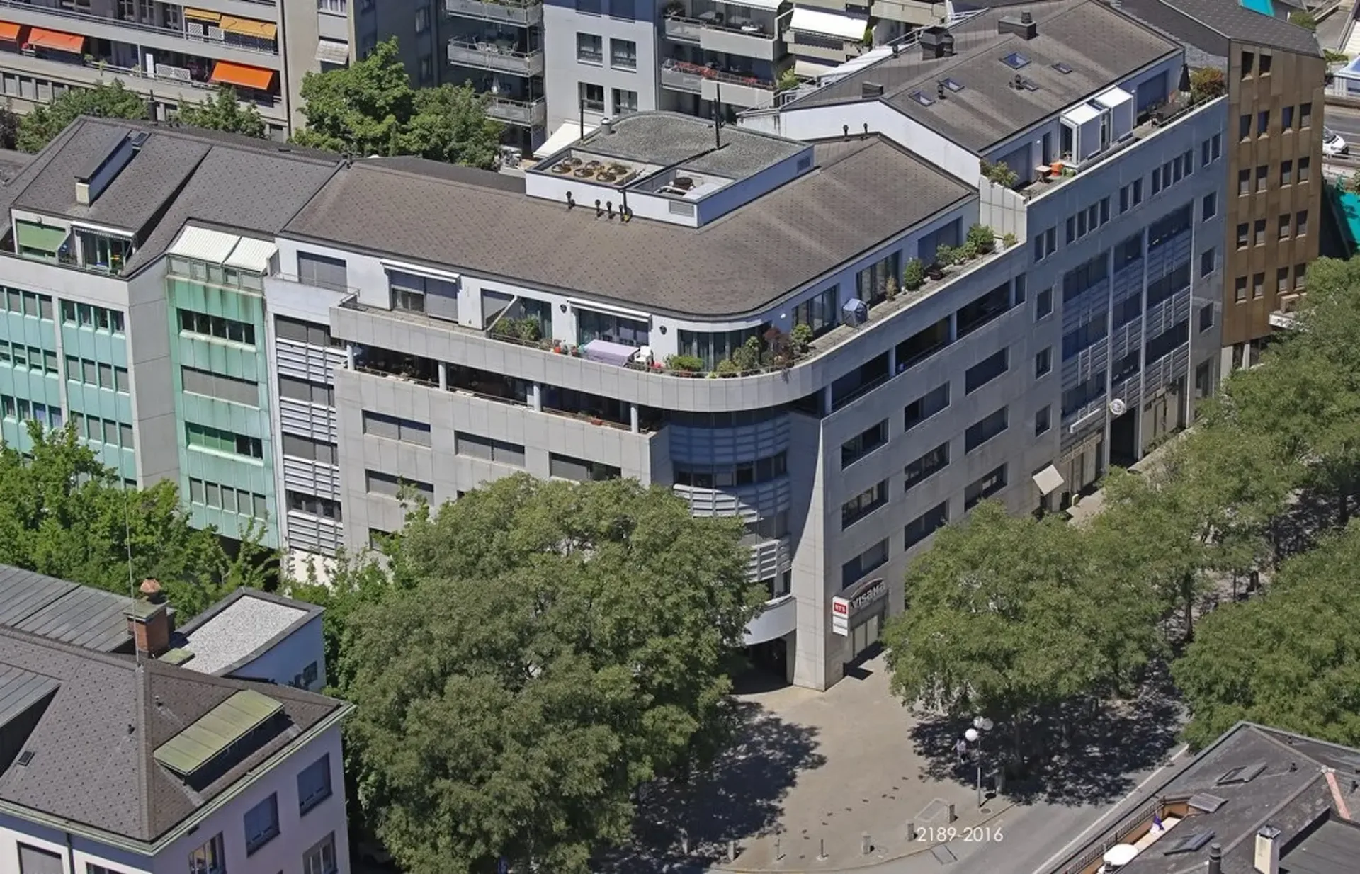 Parkplatz im Stadtzentrum in der Nähe aller Annehmlichkeiten