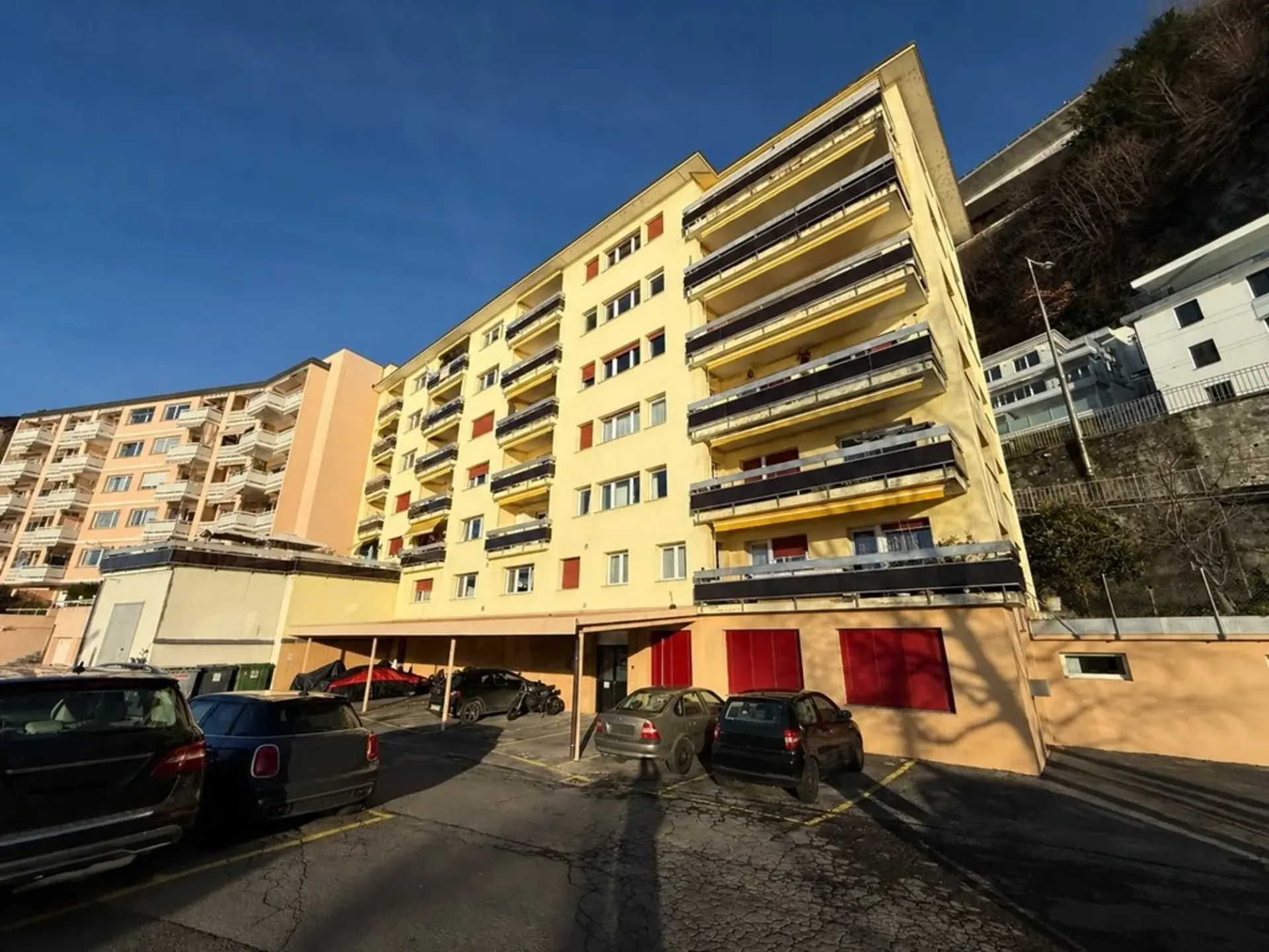 Zu vermieten Parkplatz
