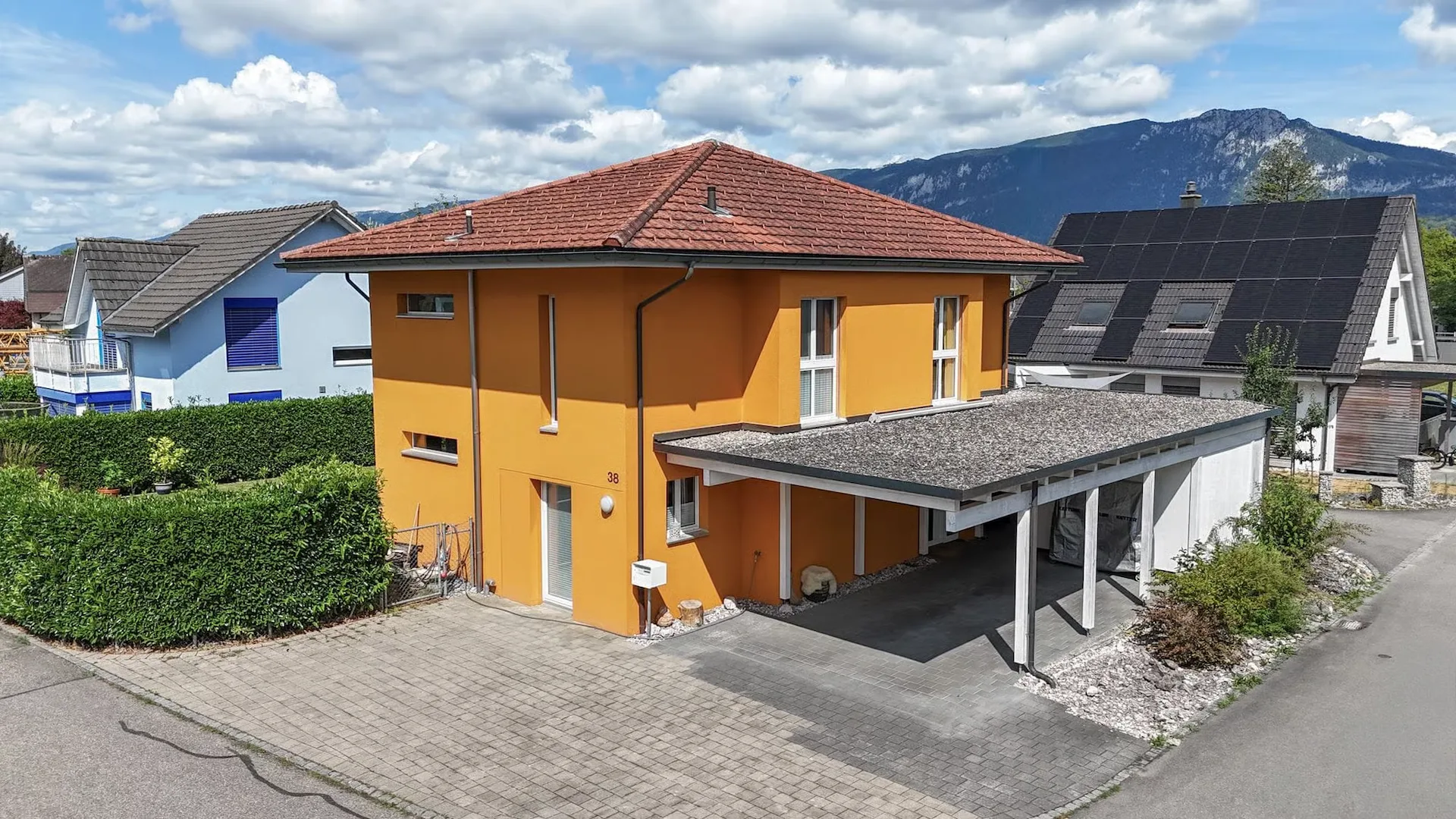 Einziehen und geniessen - Gepflegtes Einfamilienhaus mit vielseitigen Nutzungsmöglichkeiten