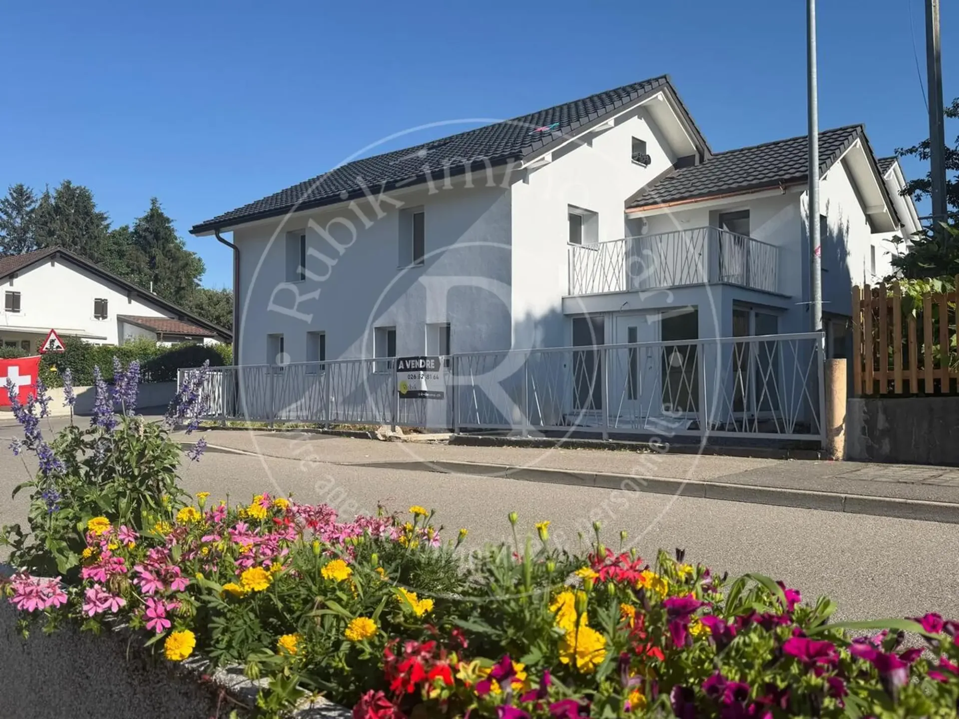 15 Minuten von Vevey: Renovierte 5.5-Zimmer-Villa!