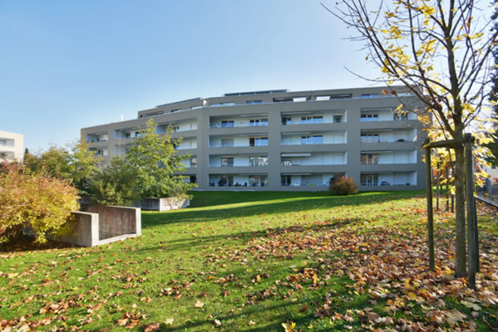 Parkplatz in moderner Tiefgarage zu vermieten