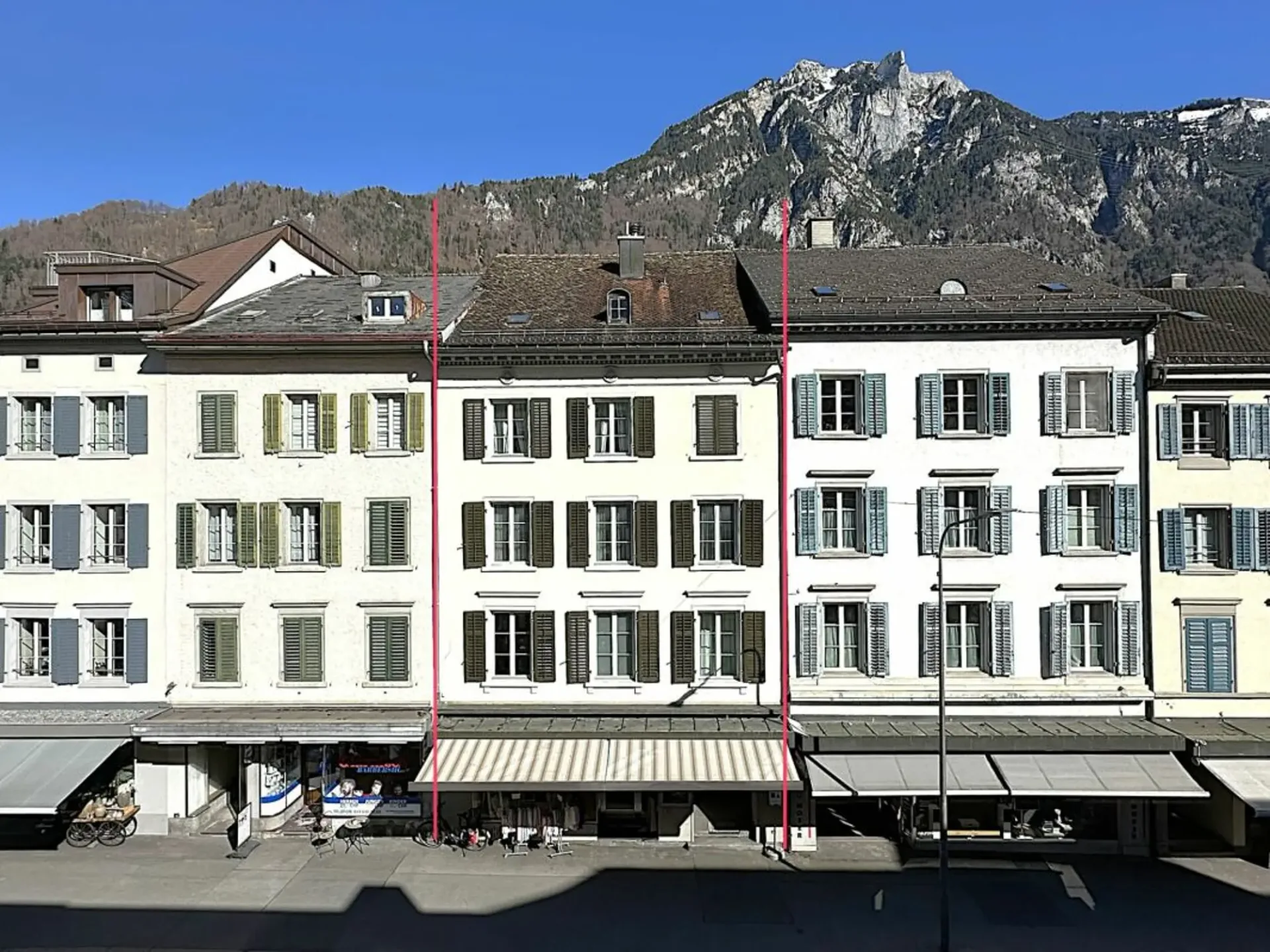 Wohn - und Geschäftshaus im Stadtzentrum von Glarus