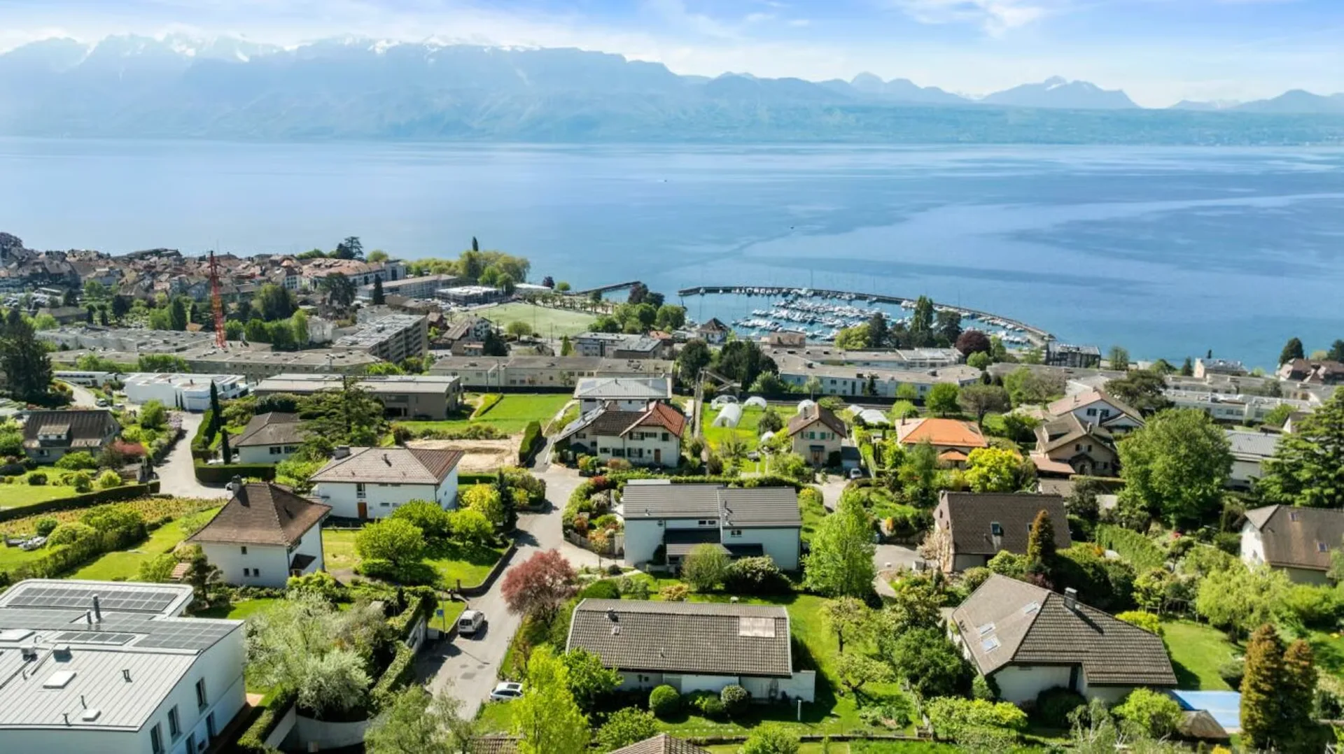 Lutry: Villa individuale con potenziale di ampliamento
