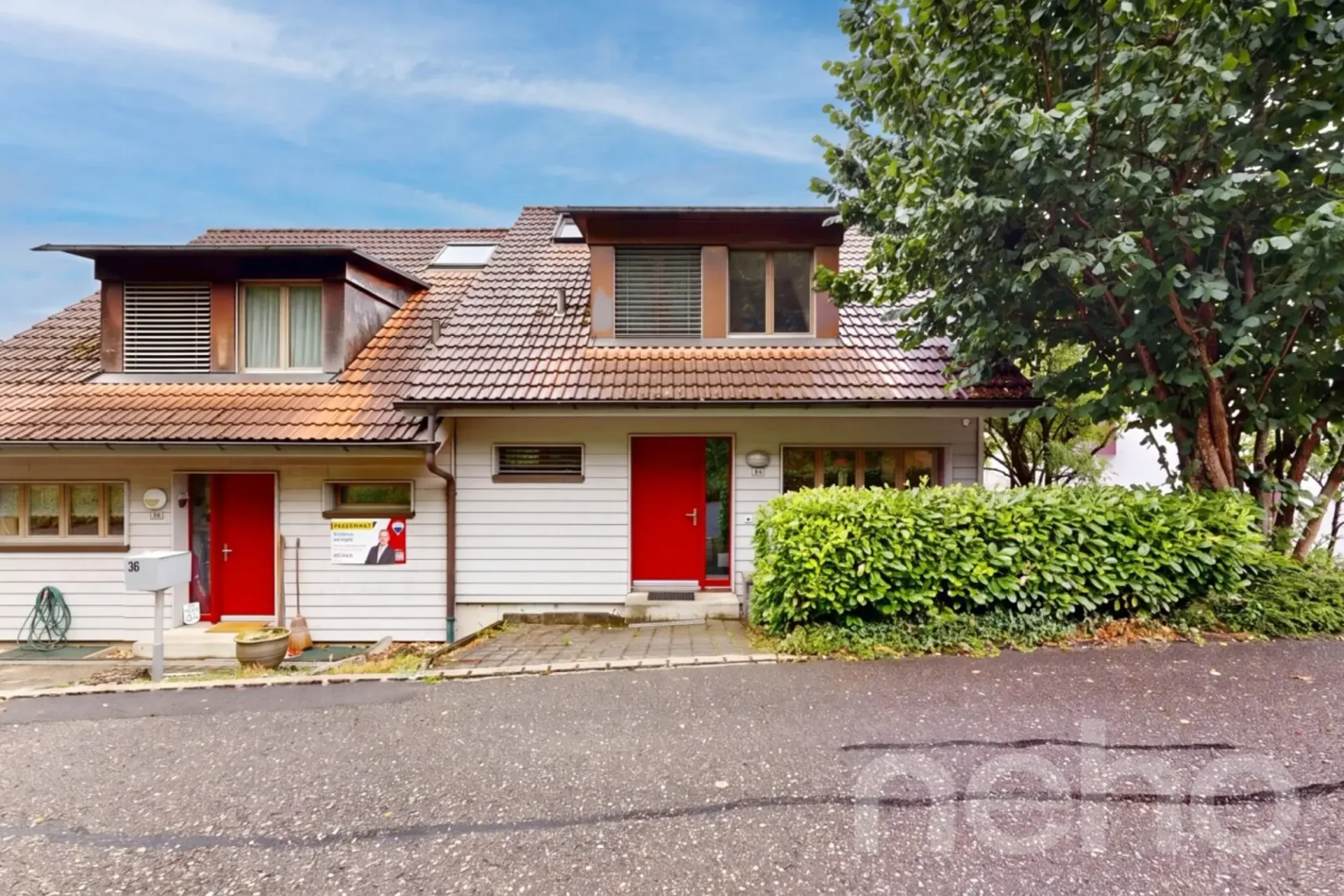 Maison mitoyenne familiale avec jardin et vue dégagée