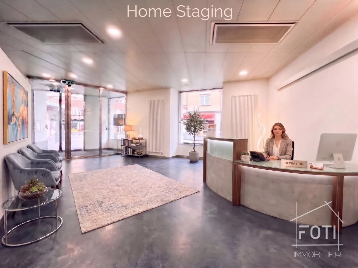 Office in a commercially ideal building located in the center of Monthey